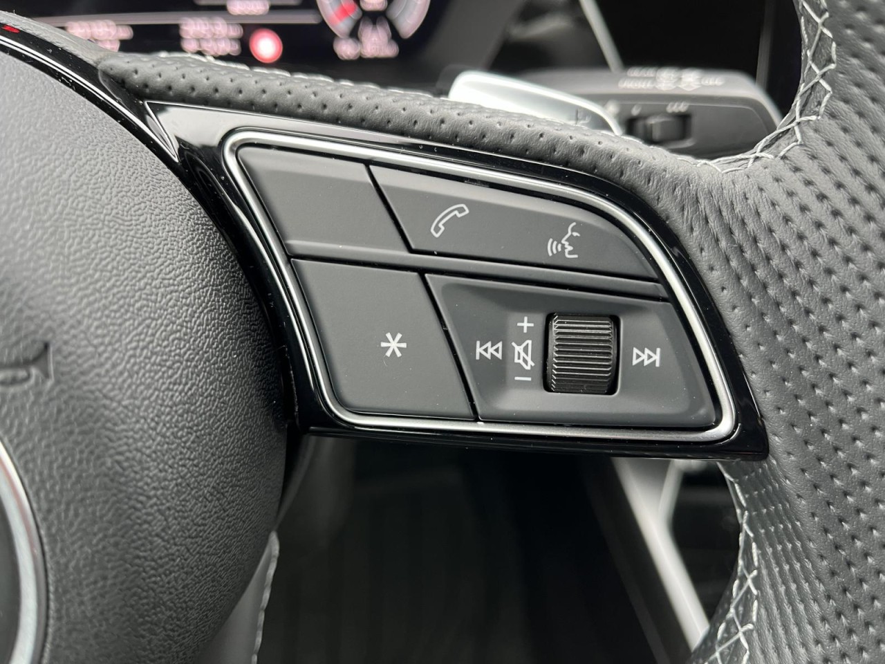 S3 Sportback TFSI quattro S tronic (Navi+MatrixLED+B&O)