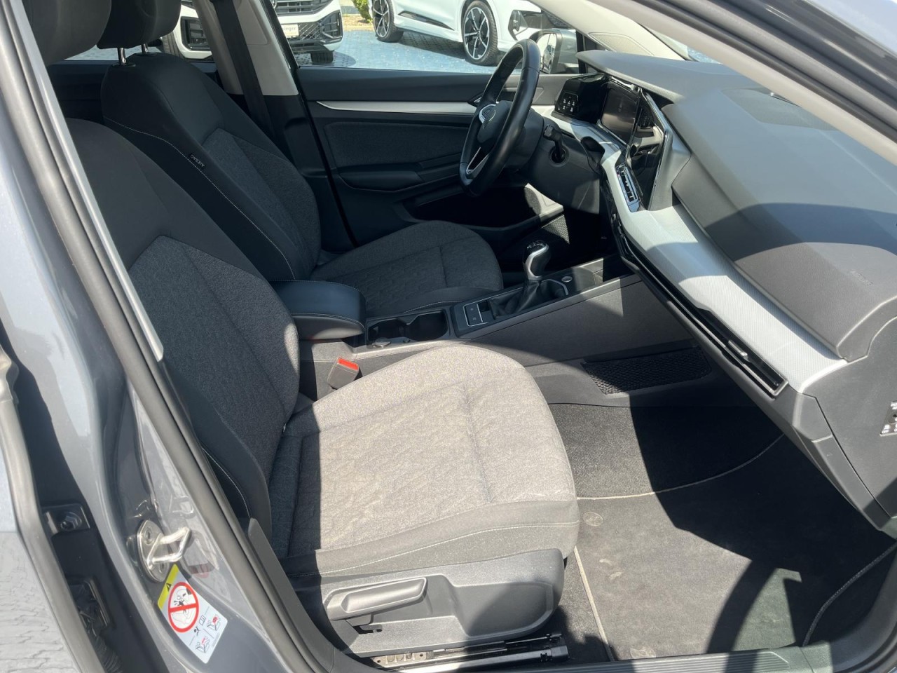 Golf VIII Variant 1.5 TSI Move (LEDPlus+NAVI+APP+RearView)