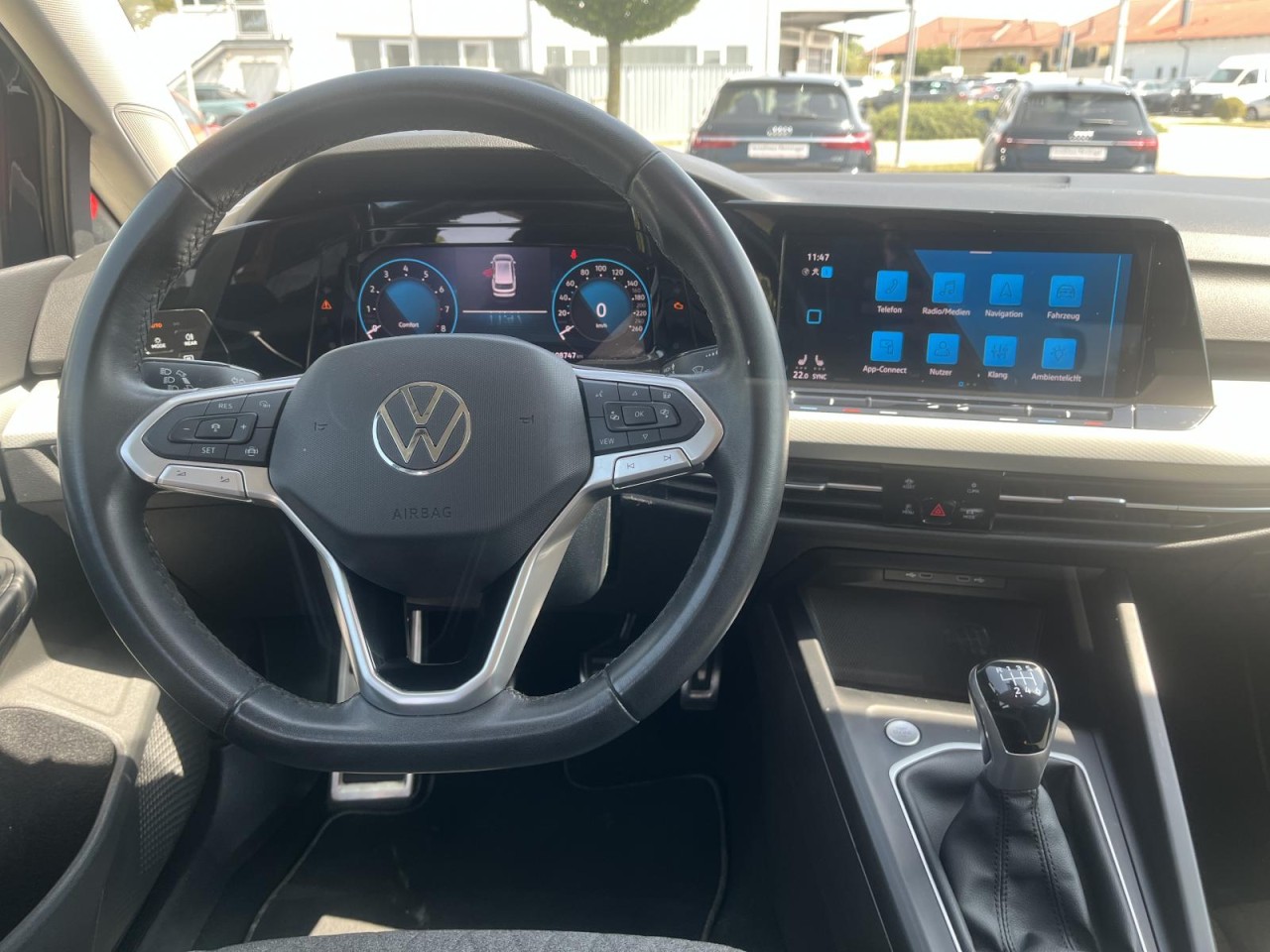 Golf VIII Variant 1.5 TSI Move (LEDPlus+NAVI+APP+RearView)