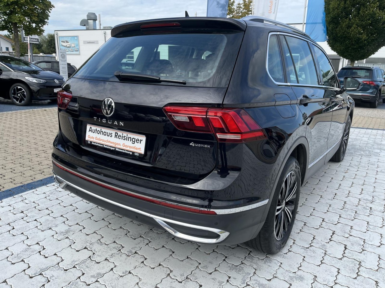 Tiguan 2,0 TDI Elegance 4Motion (Navi,LED,AHK)