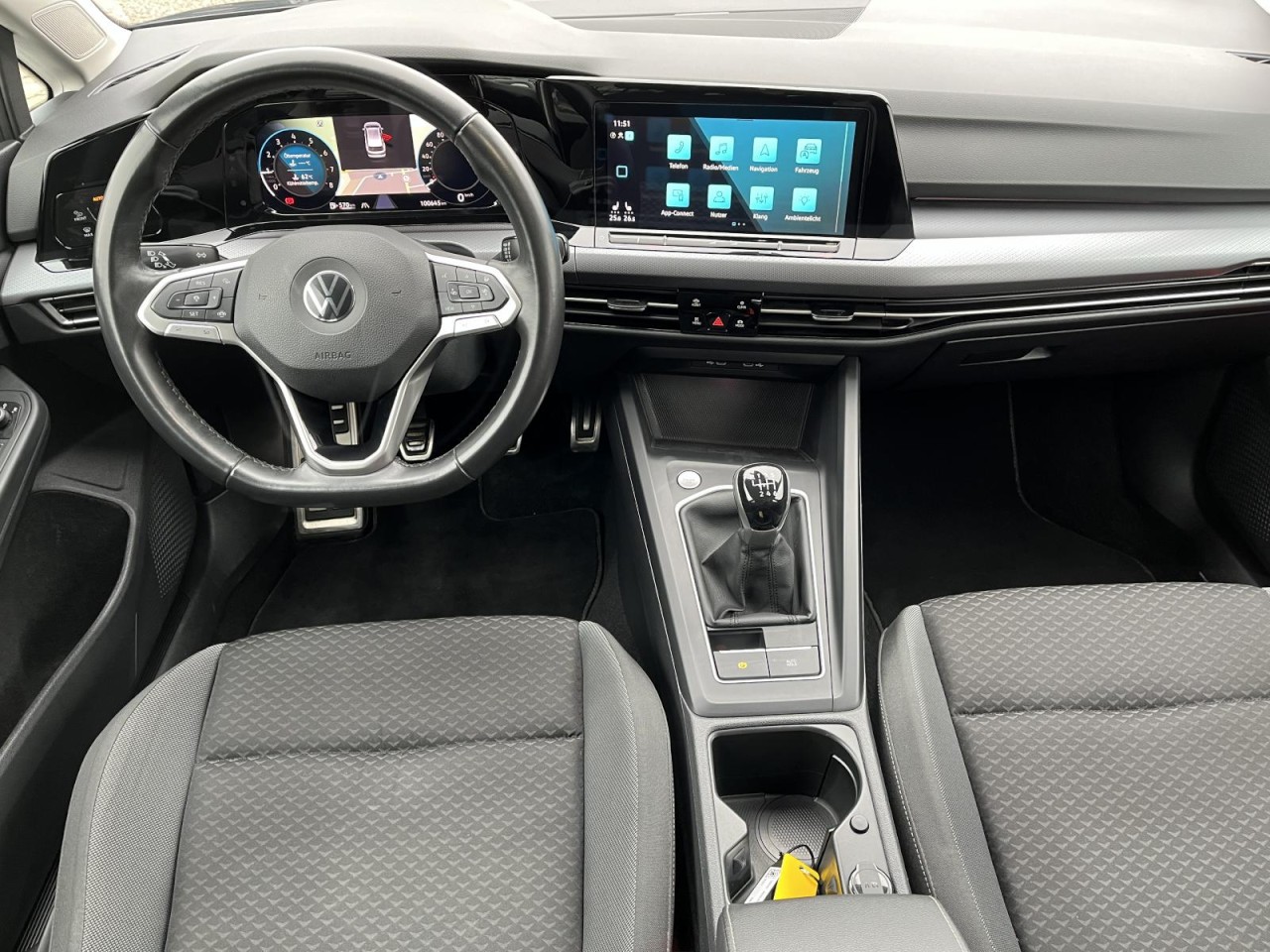 Golf VIII Variant 1.5 TSI Active (NAVI+LEDPlus+RearView)