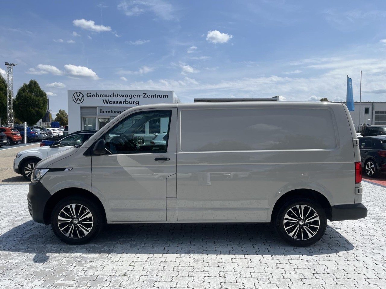 Transporter Kasten T6.1 KR 2,0 TDI (AHK+RearView.Standhzg.)