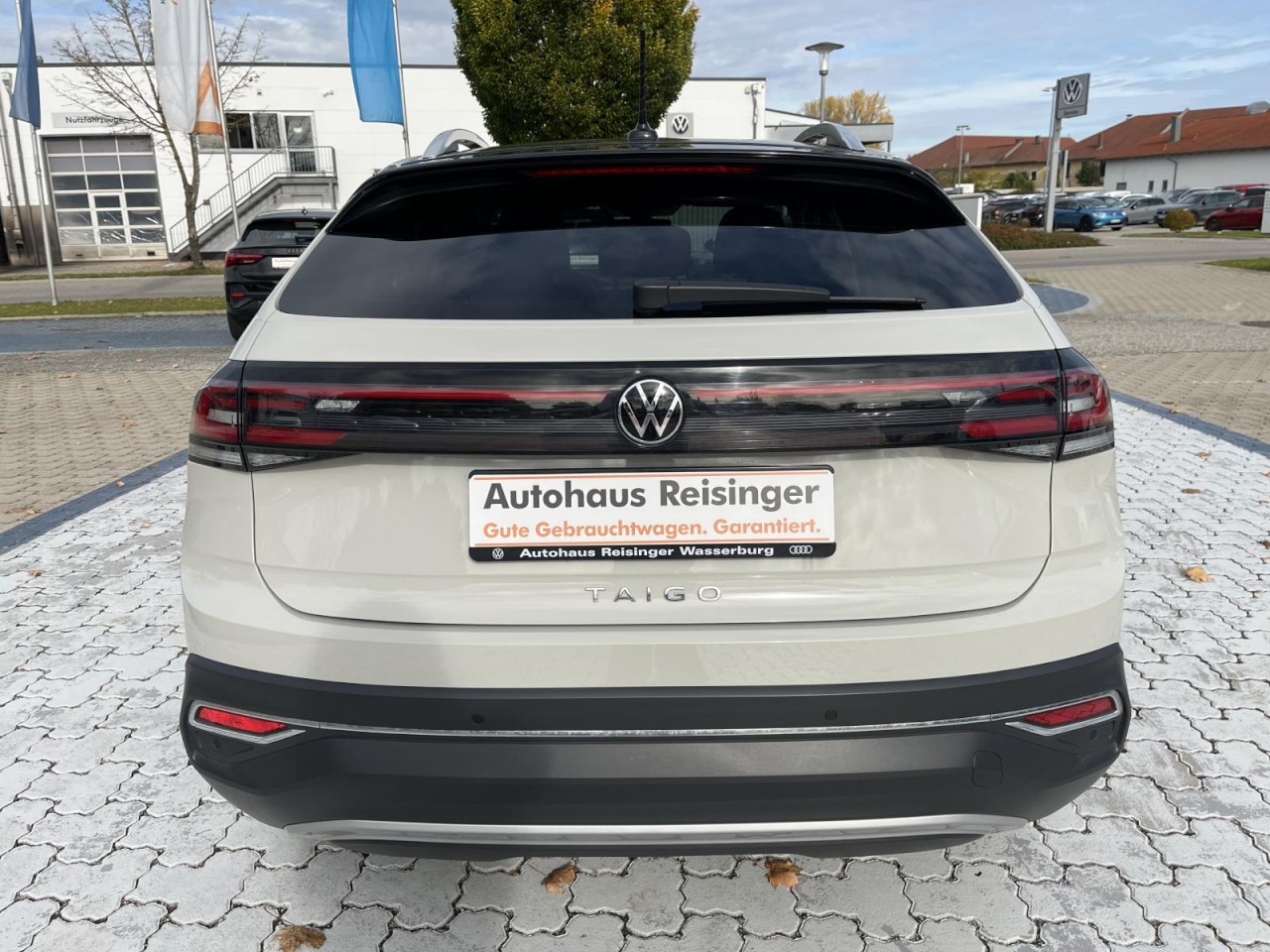 Taigo 1.0 TSI Style DSG (NAVI,MatrixLED,APP,Dyn.Light)