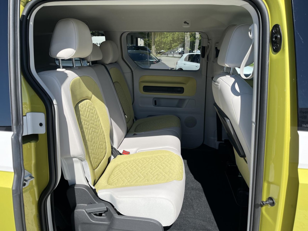 ID.Buzz 150 kW Pro (LED,APP,NAVI,Front-LaneAssist)