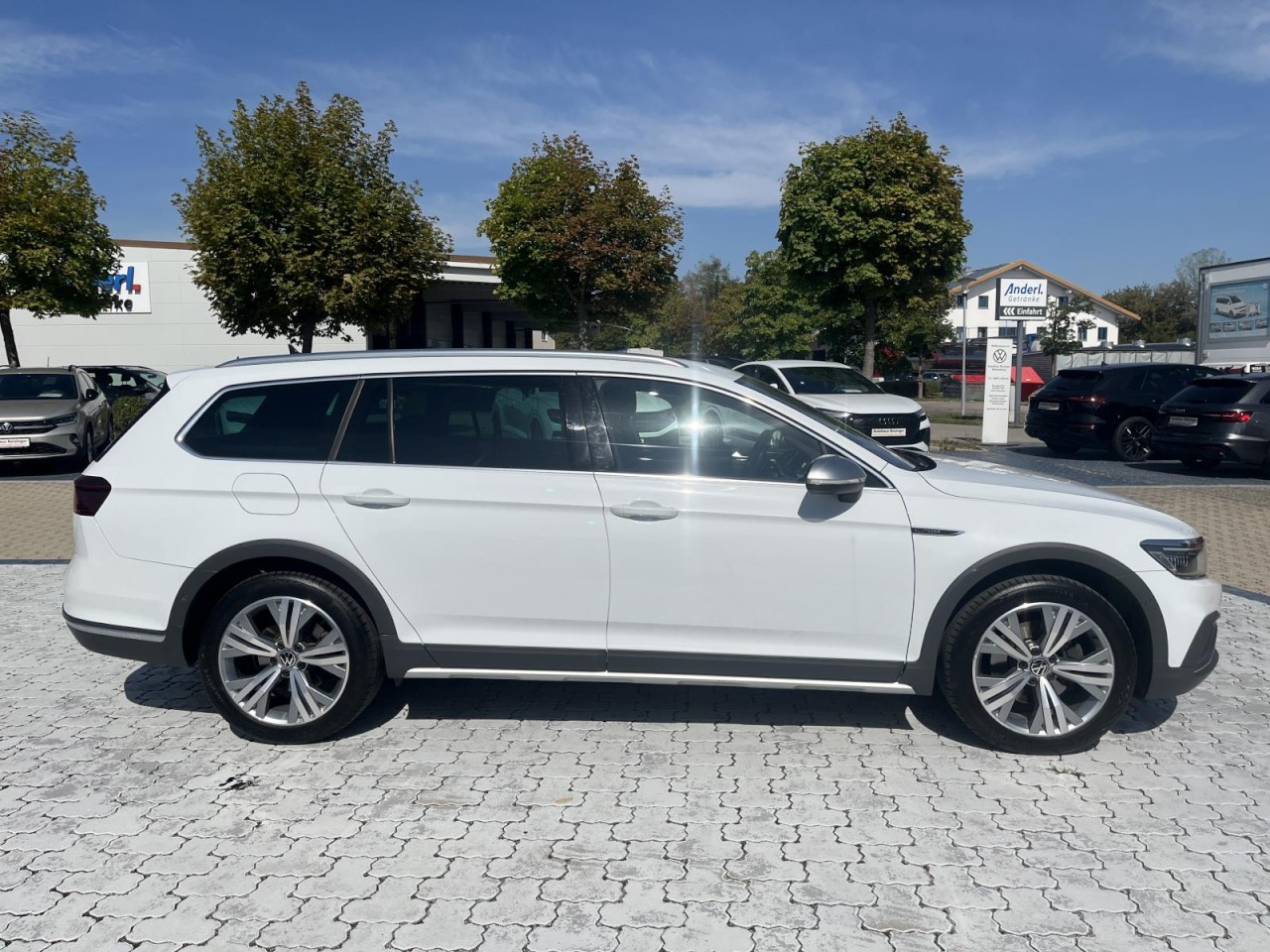 Passat Variant 2.0 TDI Alltrack 4Motion DSG (MatrixLED+NAVI+APP+AHK+ACC)