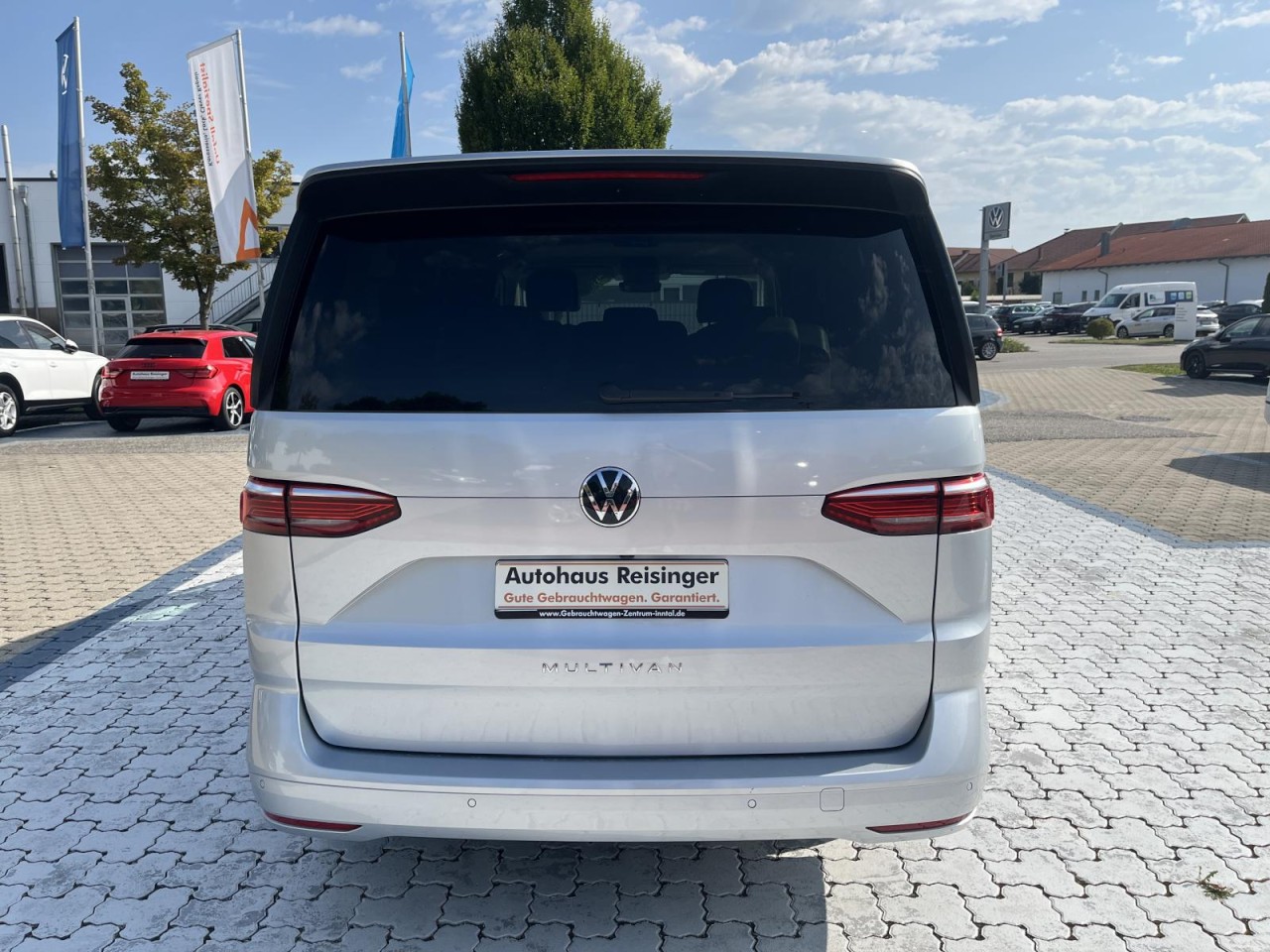 Multivan T7 2,0 TDI DSG LÜ (IQ.Light+Navi+Standhzg.)