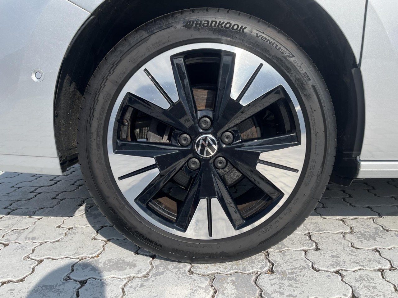 Multivan T7 2,0 TDI DSG LÜ (IQ.Light+Navi+Standhzg.)