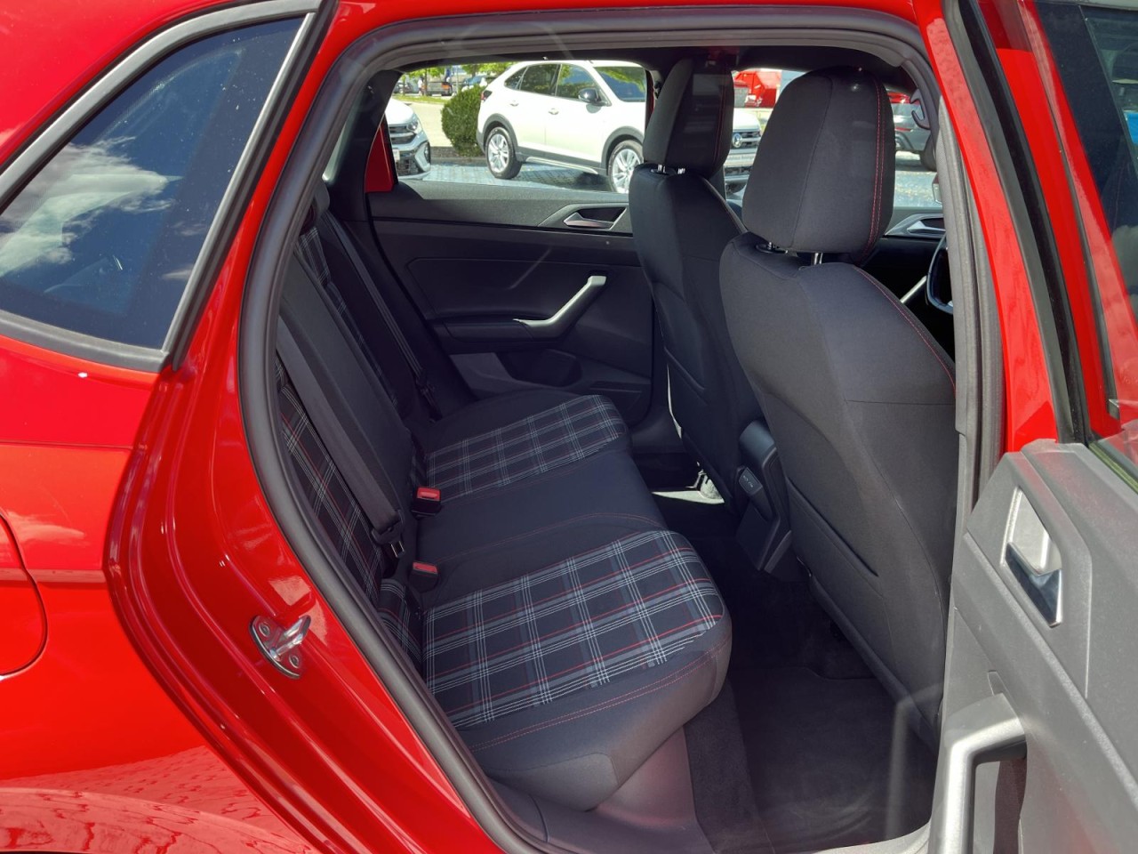 Polo GTI 2.0 TSI DSG (PDC+Sportsitze+Sitzh.)