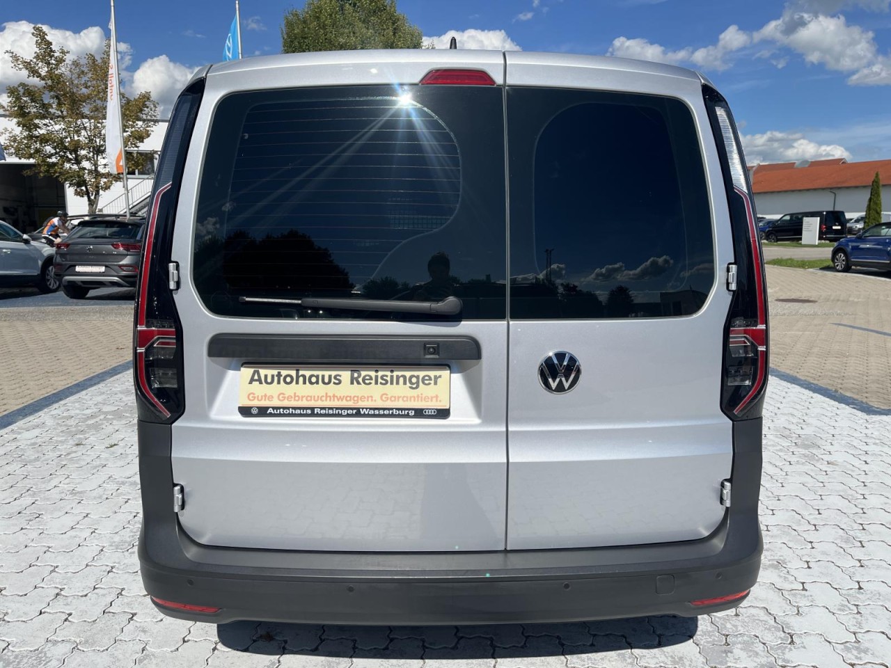 Caddy Cargo 2.0 TDI DSG (LED+NAVI+RearView+Standh.+Temp.)