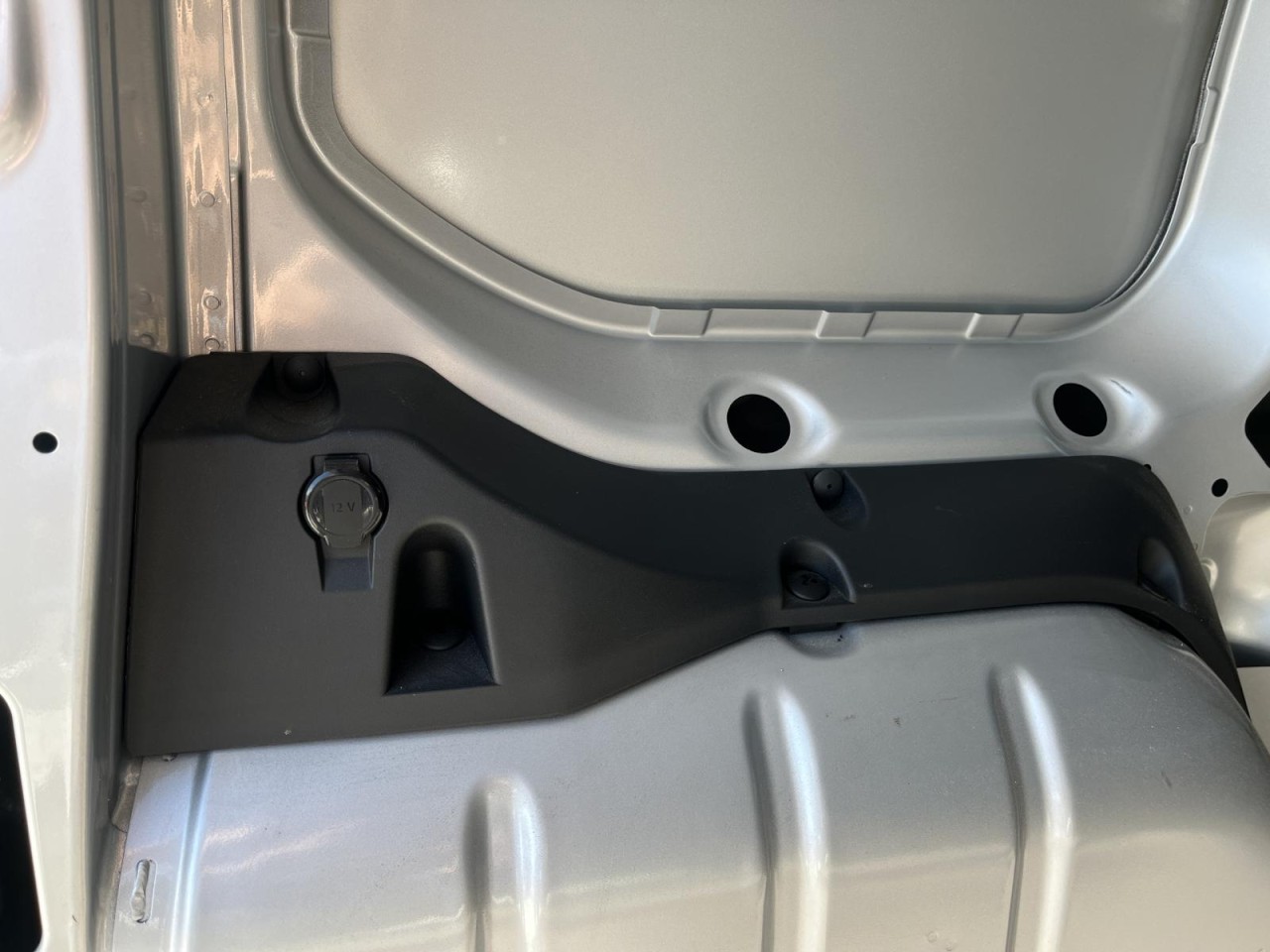 Caddy Cargo 2.0 TDI DSG (LED+NAVI+RearView+Standh.+Temp.)