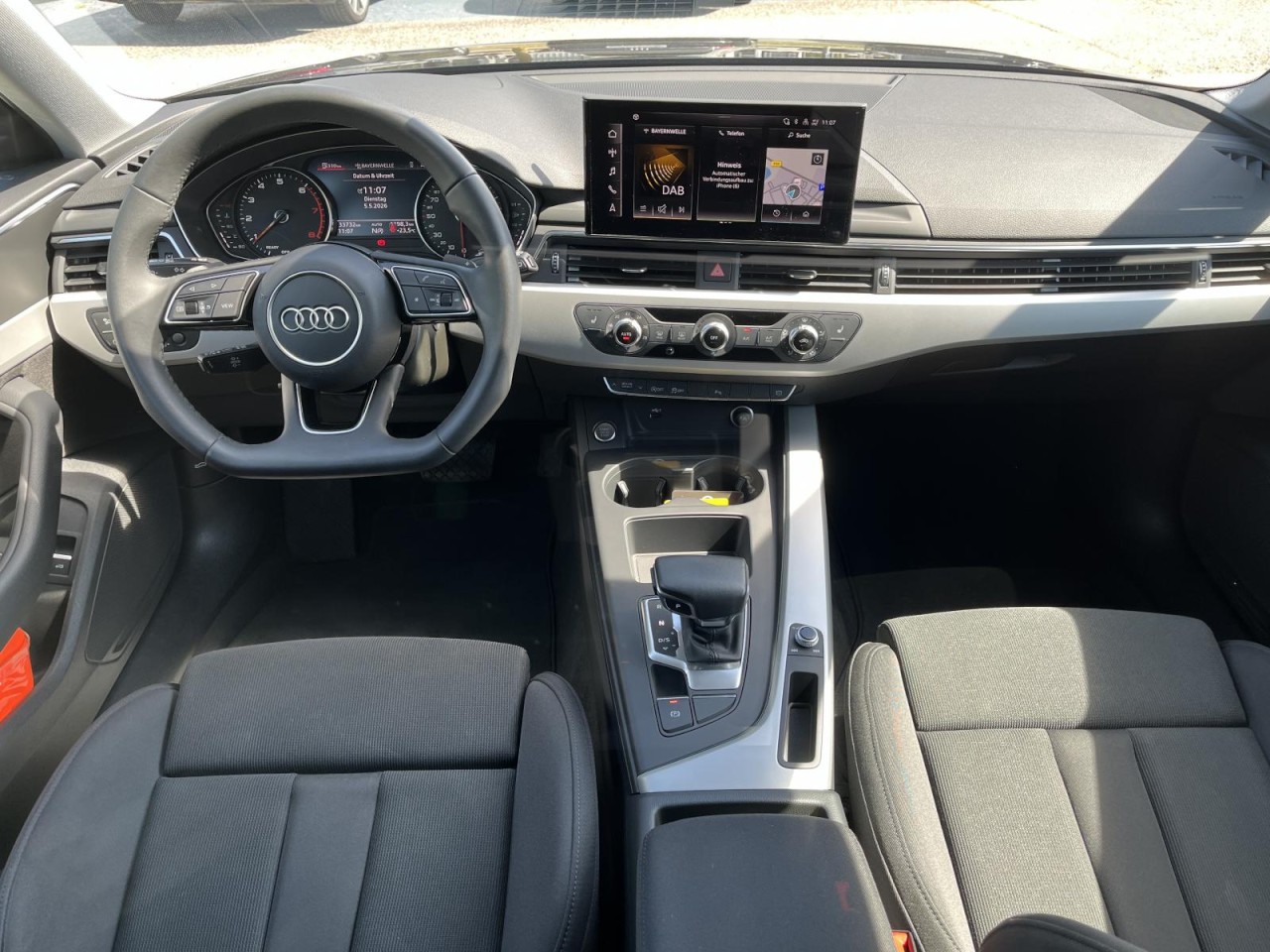 A4 Avant 40 2.0 TFSI DSG S-Tronic (LED+Navi+AHK+R-Kamera+Sound)