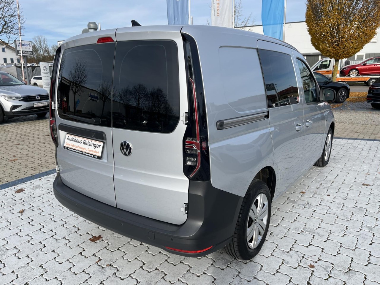 Caddy Cargo 2.0 TDI DSG (Navi+LED+PDC+Sthzg.)