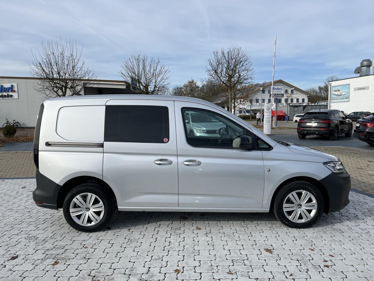 Caddy Cargo 2.0 TDI DSG (Navi+LED+PDC+Sthzg.)