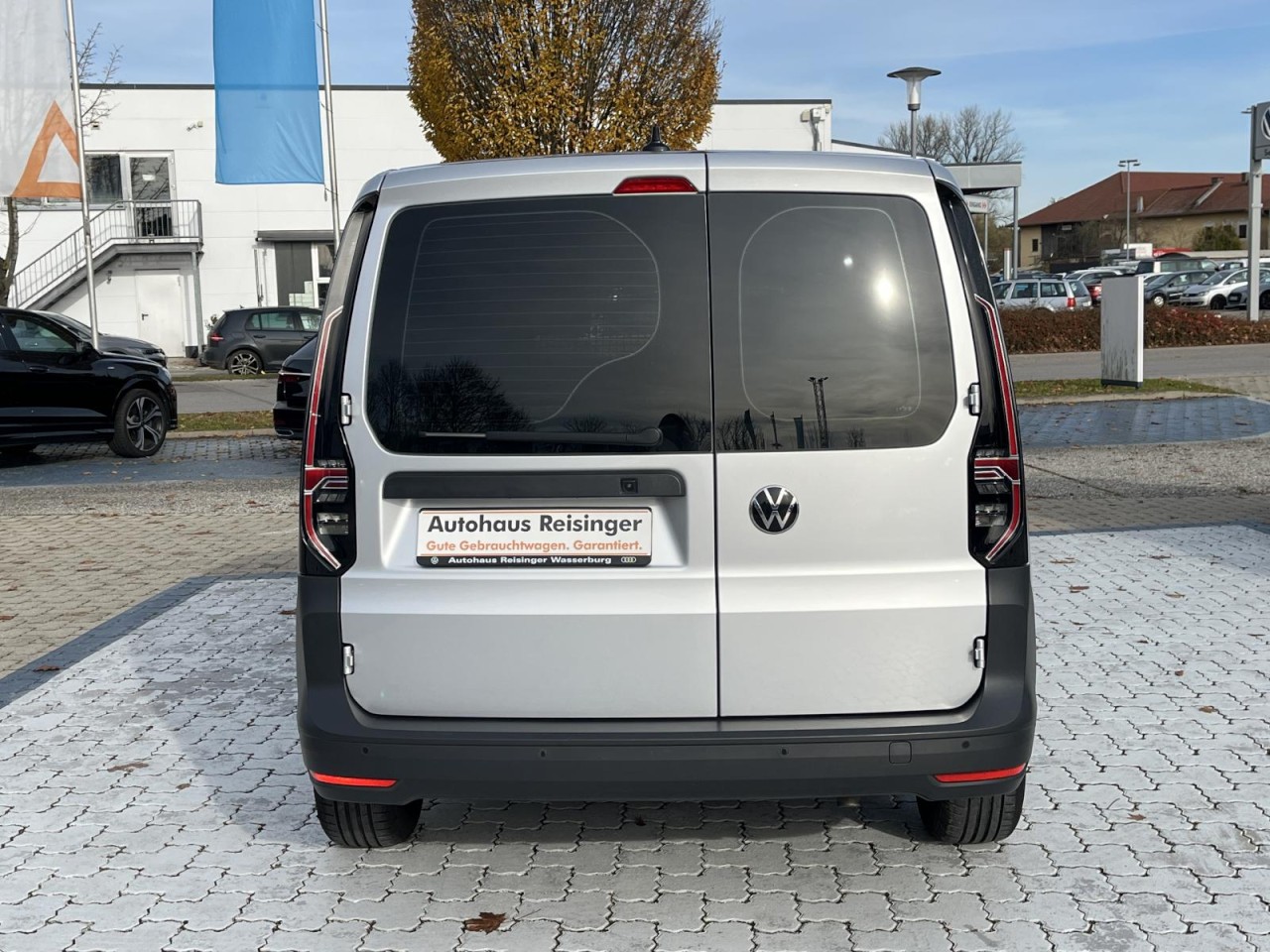 Caddy Cargo 2.0 TDI DSG (Navi+LED+PDC+Sthzg.)