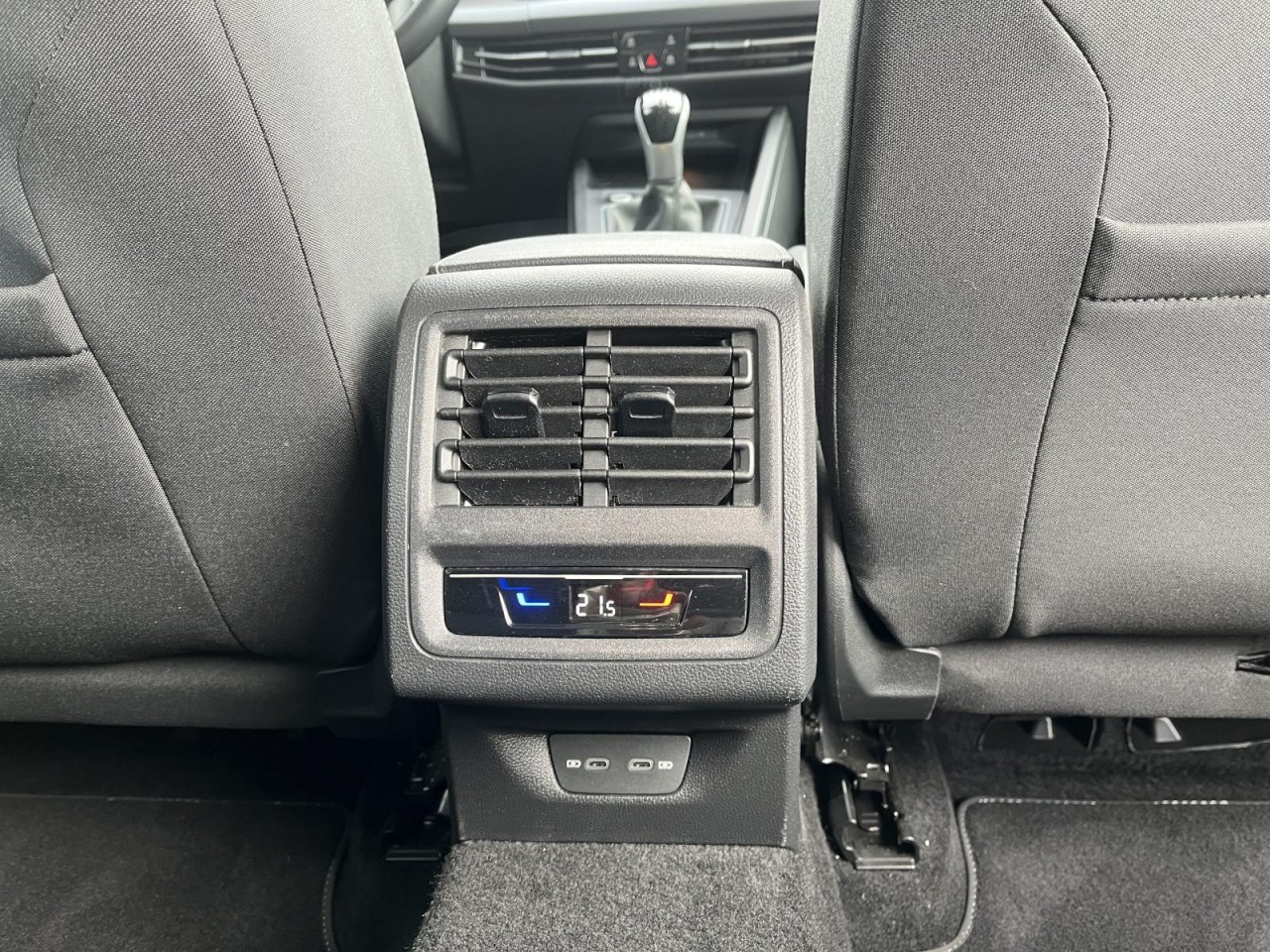 Golf VIII Variant 1.5 TSI Active (LEDPlus+NAVI+APP+SH)