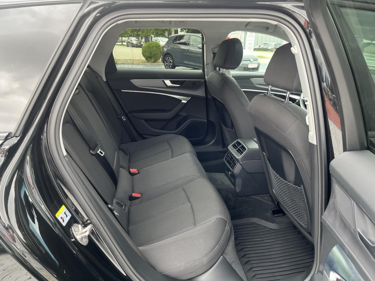 A6 Avant 40 TDI qattro S tronic (Matrix-LED, AHK)