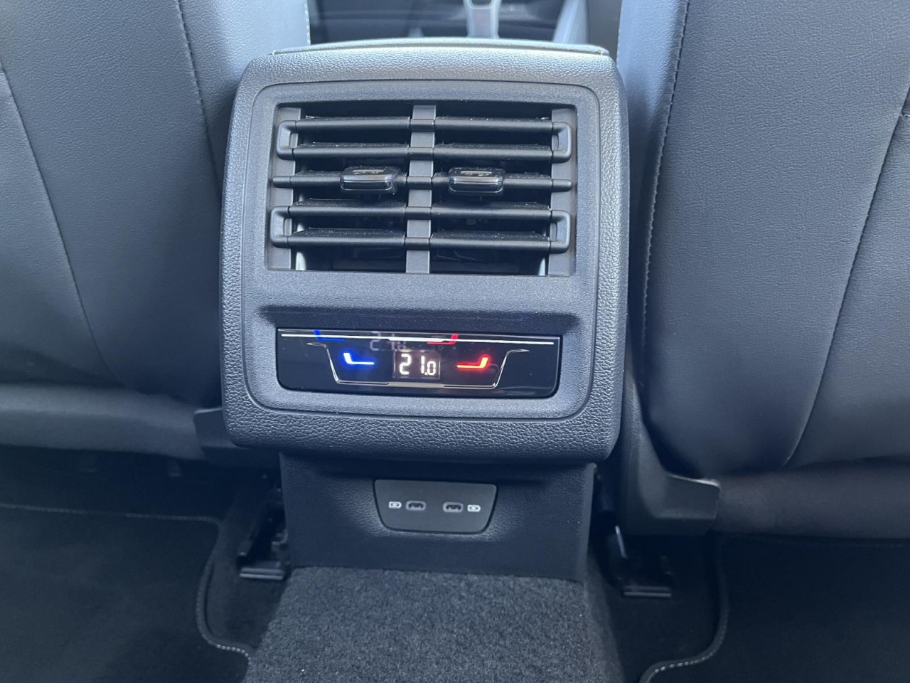 Golf VIII 1.5 TSI GOAL (LED+ACC+AppConect)