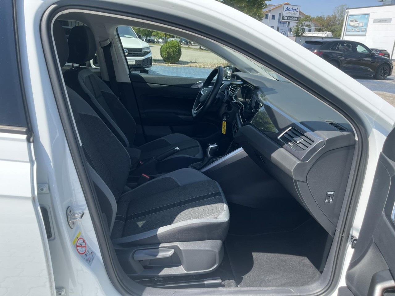 Polo 1.0 TSI Style DSG (IQ.LIGHT+APP+SH+PDC)