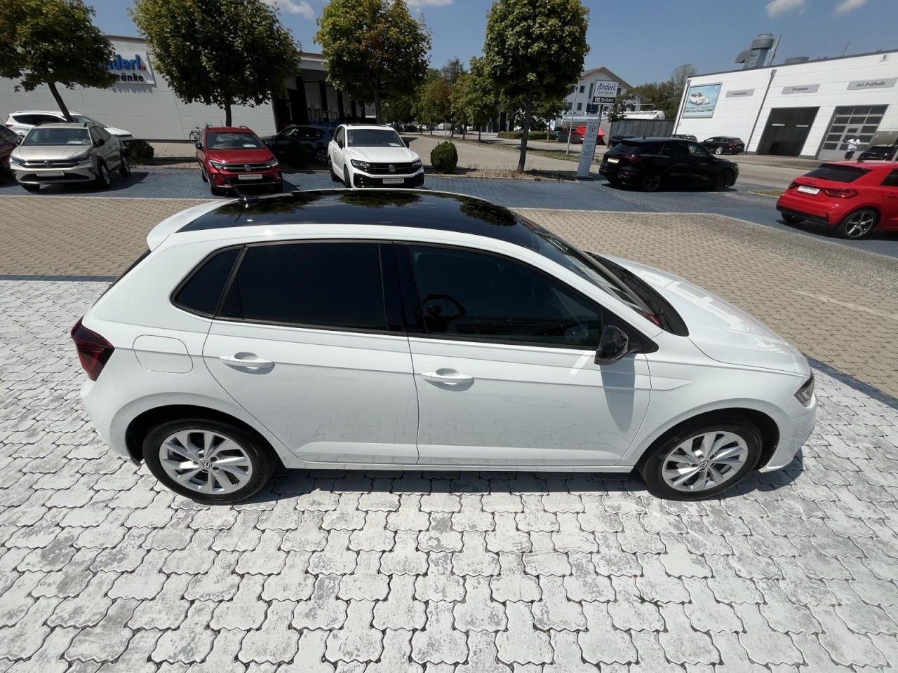 Polo 1.0 TSI Style DSG (IQ.LIGHT+APP+SH+PDC)