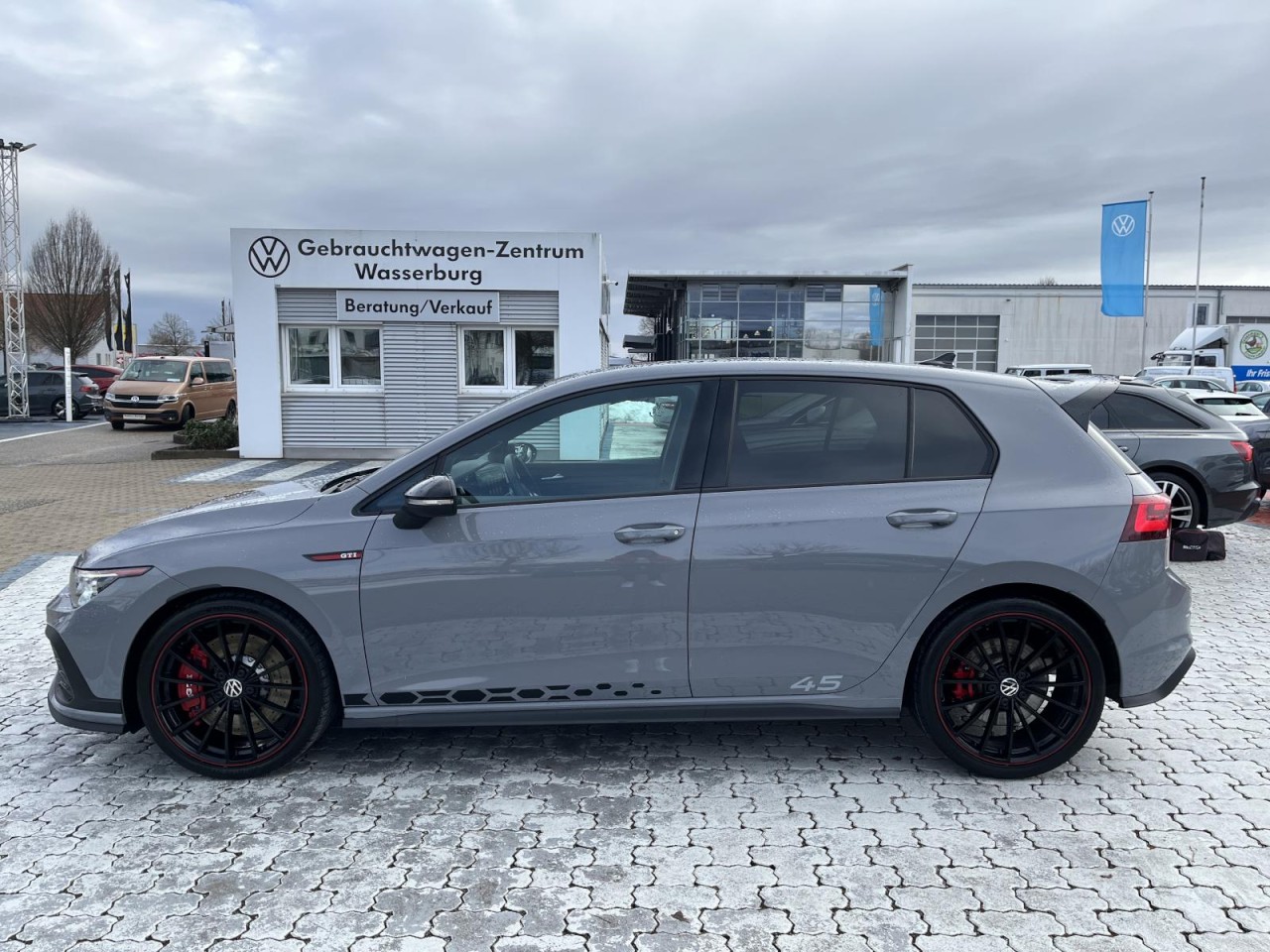 Golf VIII 2.0 TSI GTI Clubsport 45 DSG (MatixLED+RearView+Panorama,APP+ACC)