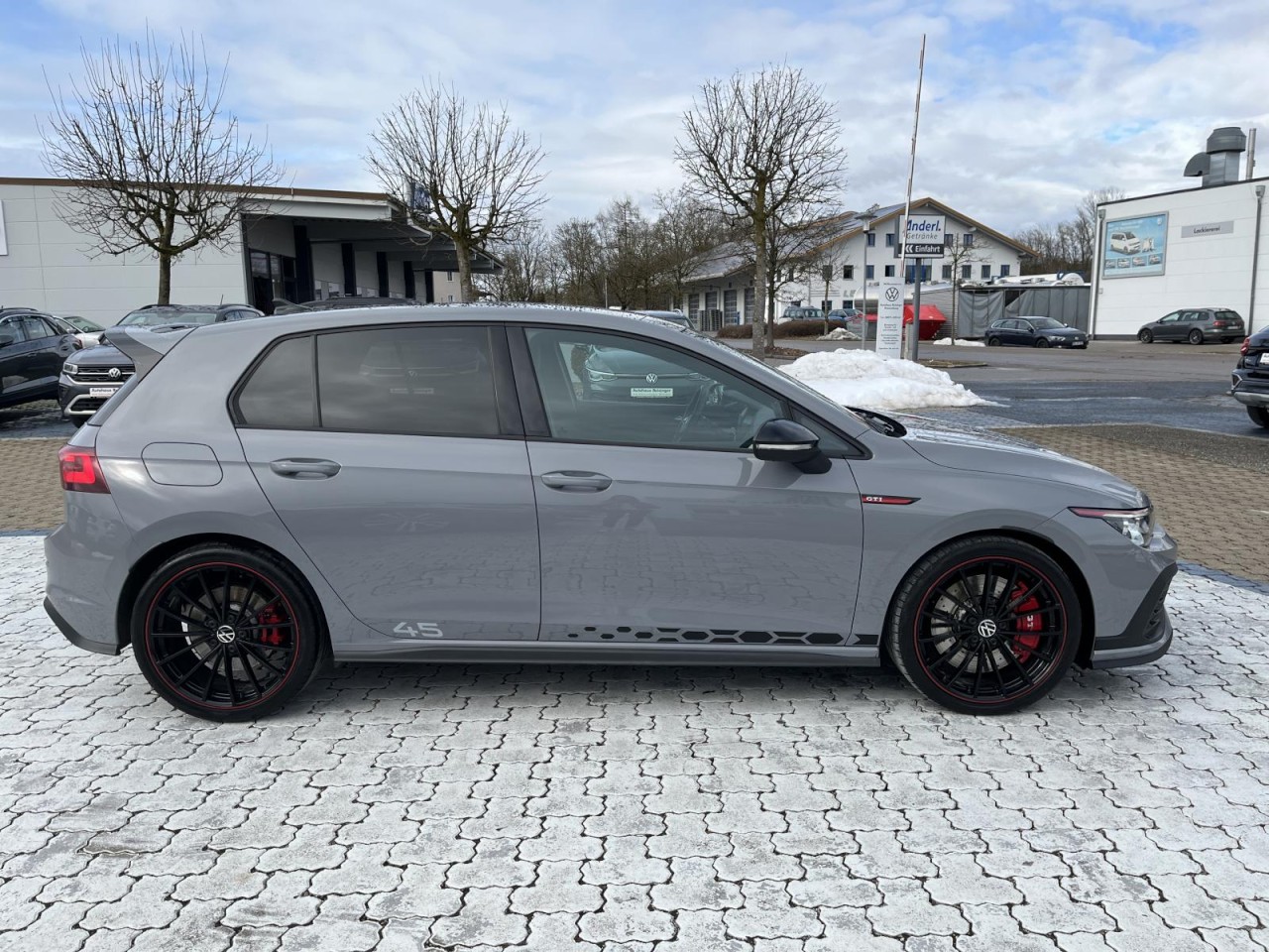 Golf VIII 2.0 TSI GTI Clubsport 45 DSG (MatixLED+RearView+Panorama,APP+ACC)