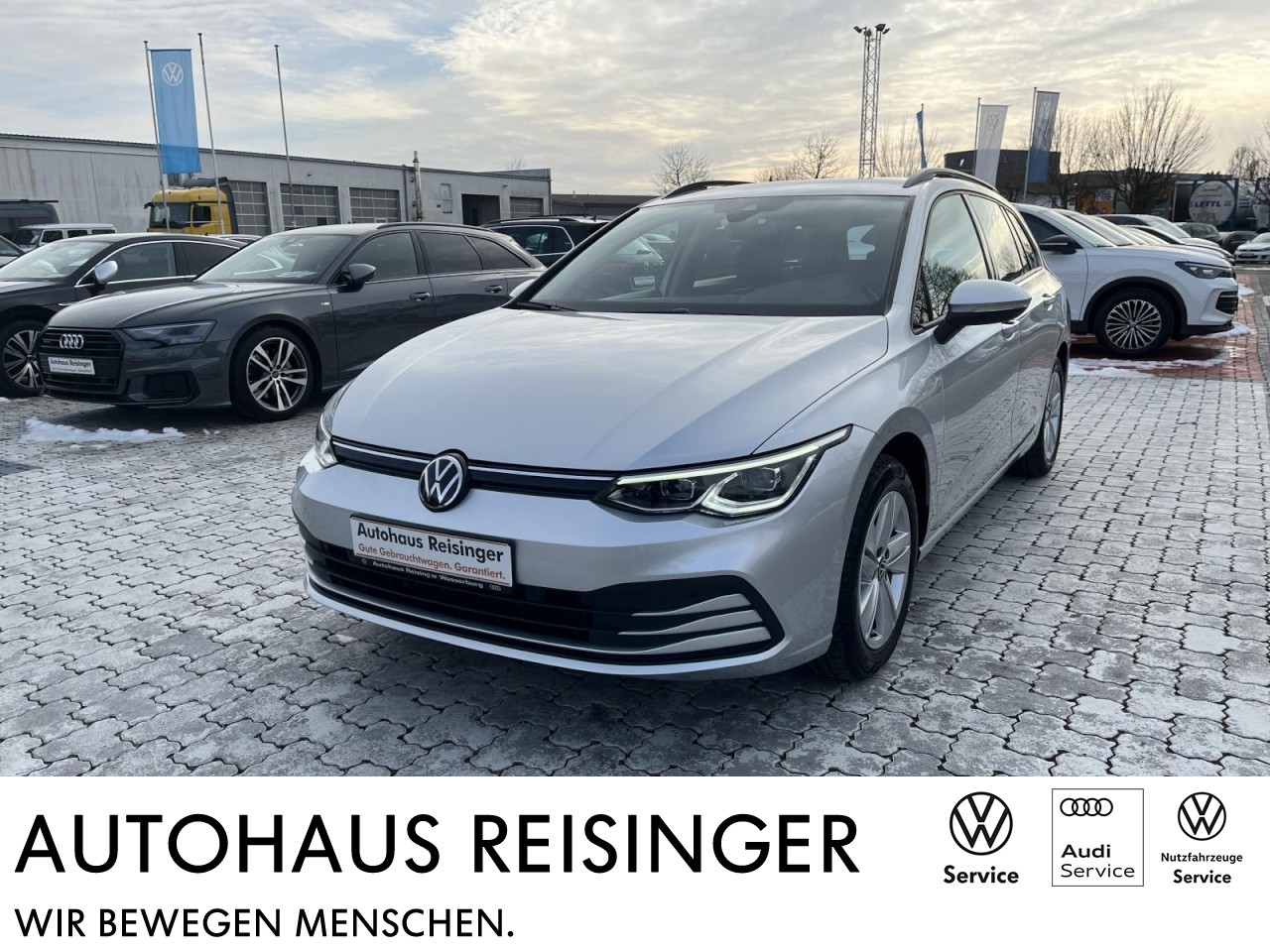 Golf VIII Variant 1.5 eTSI Life DSG (Navi+LED+Standh.+A...