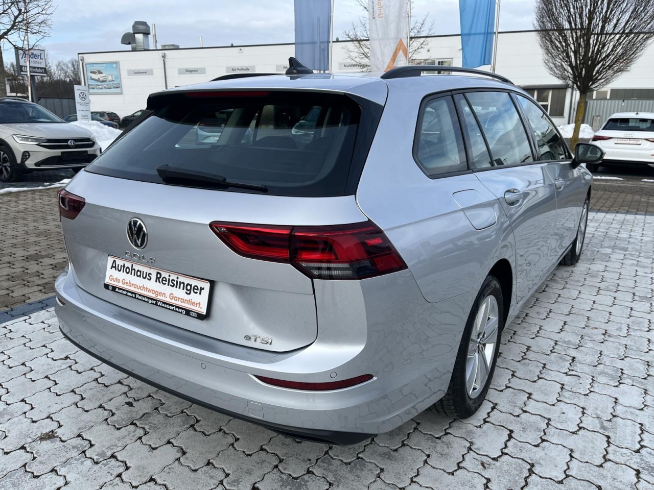 Golf VIII Variant 1.5 eTSI Life DSG (Navi+LED+Standh.+ACC)
