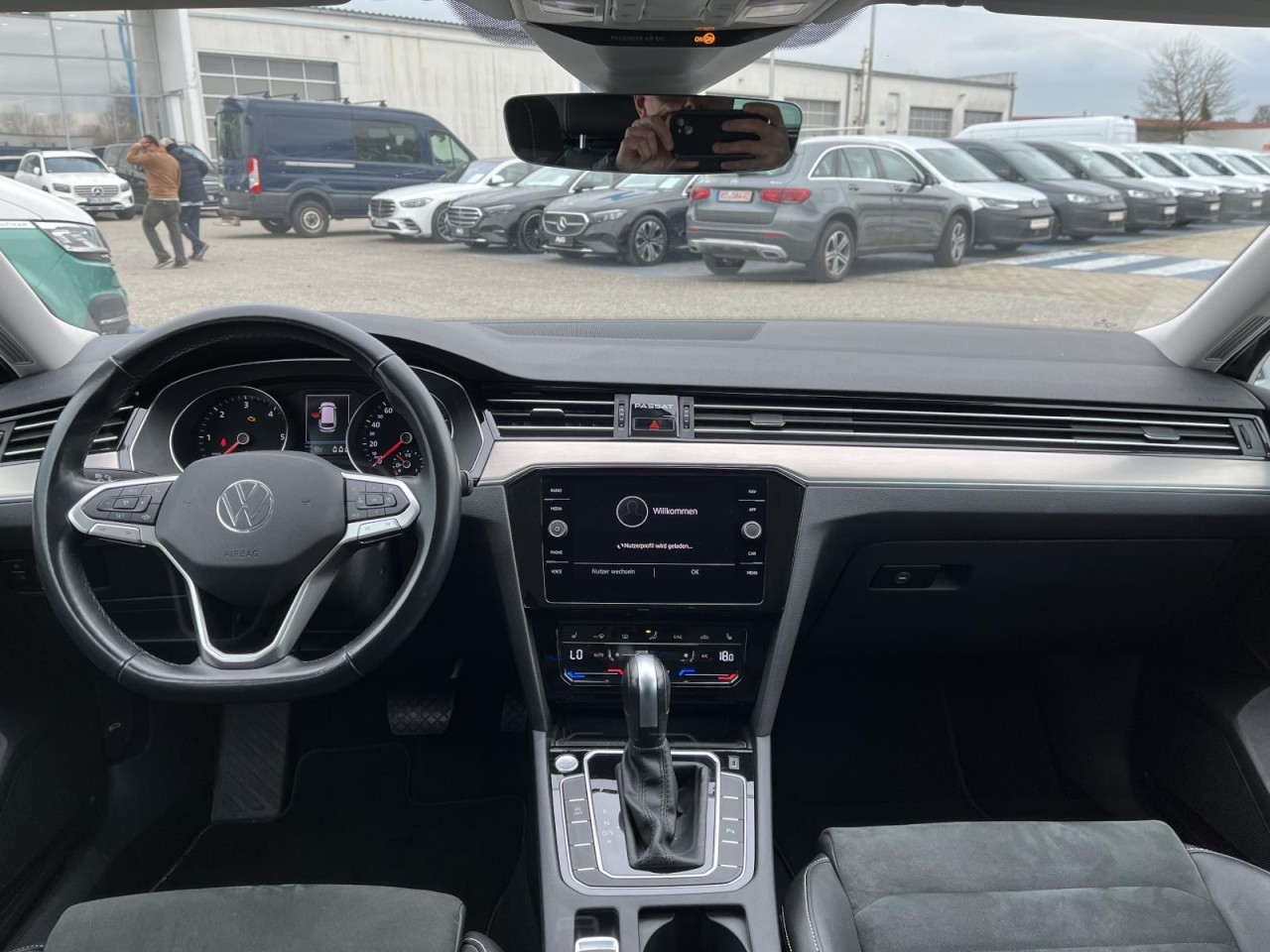 Passat Variant 2.0 TDI Elegance DSG (AHK+LEDMatrix+RearView)