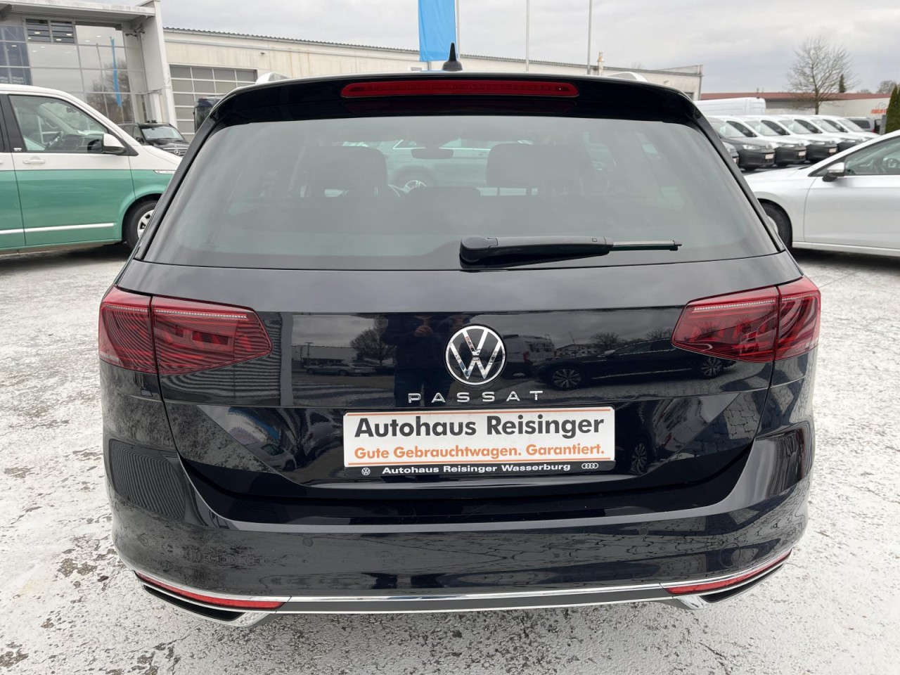 Passat Variant 2.0 TDI Elegance DSG (AHK+LEDMatrix+RearView)