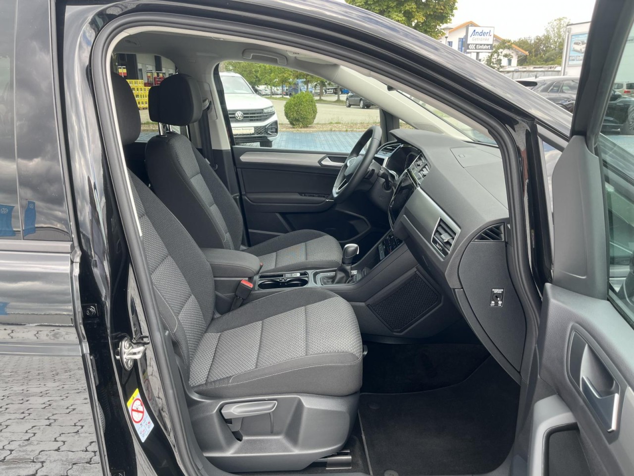 Touran 2,0 TDI DSG Comfortline (LED+Sitzhzg.+RearView)