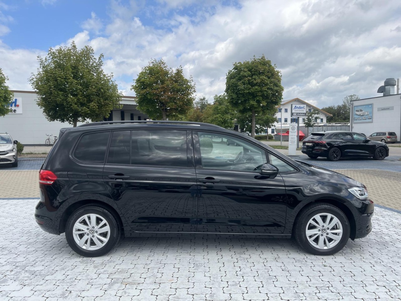 Touran 2,0 TDI DSG Comfortline (LED+Sitzhzg.+RearView)