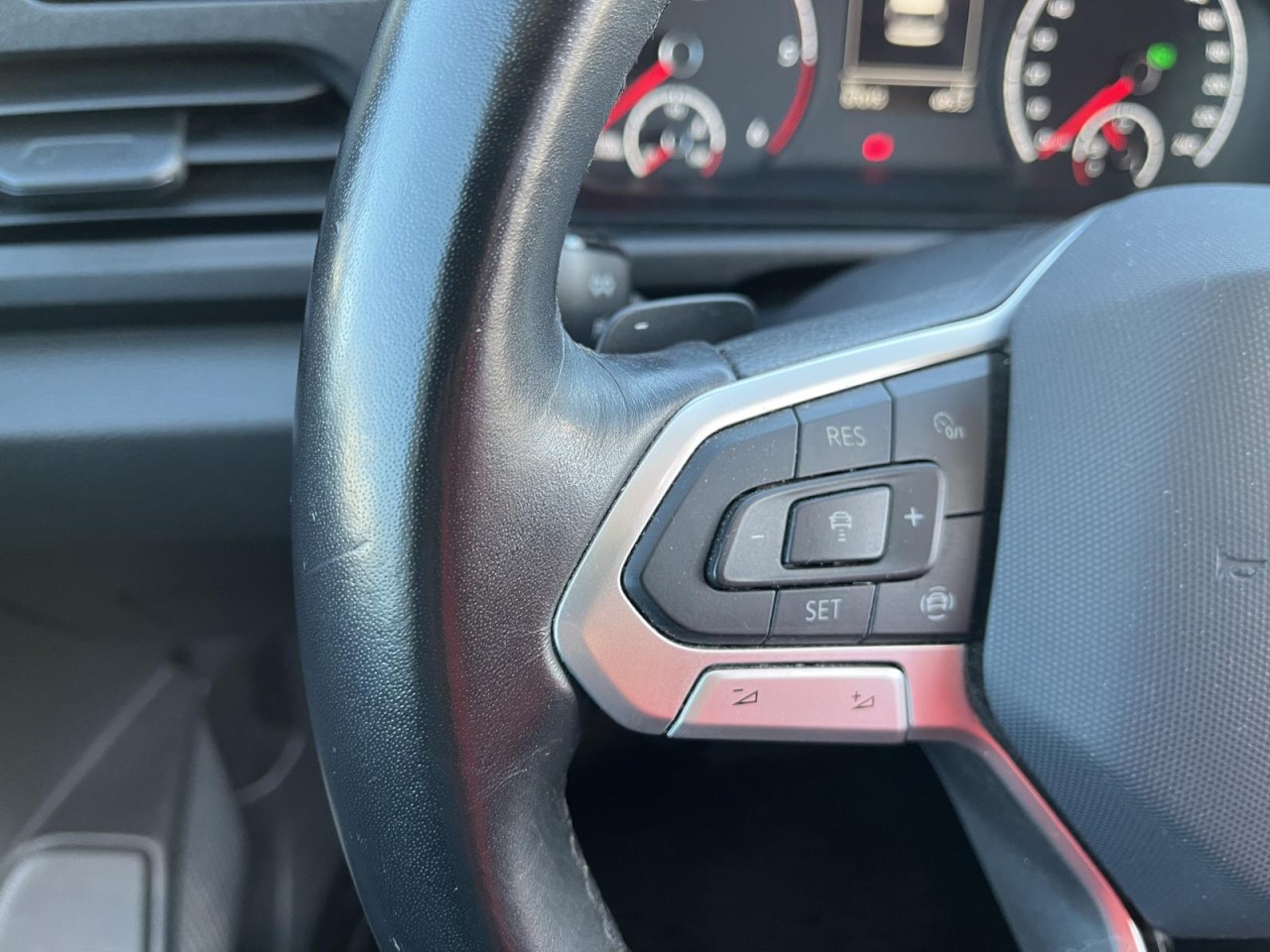 Caddy Maxi Cargo 2.0 TDI DSG (Sthzg+ LED+PDC+ Navi)