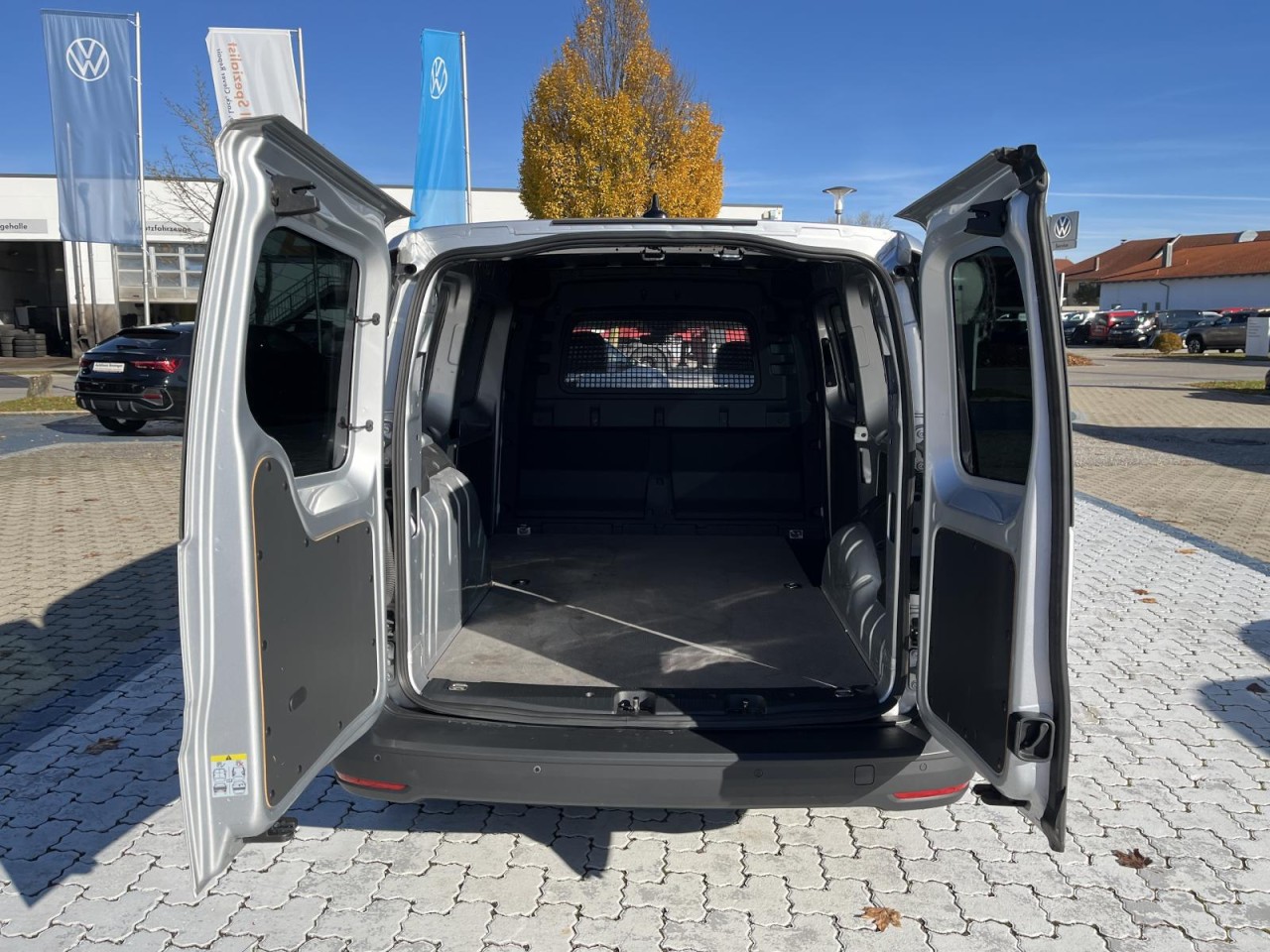 Caddy Maxi Cargo 2.0 TDI DSG (Sthzg+ LED+PDC+ Navi)
