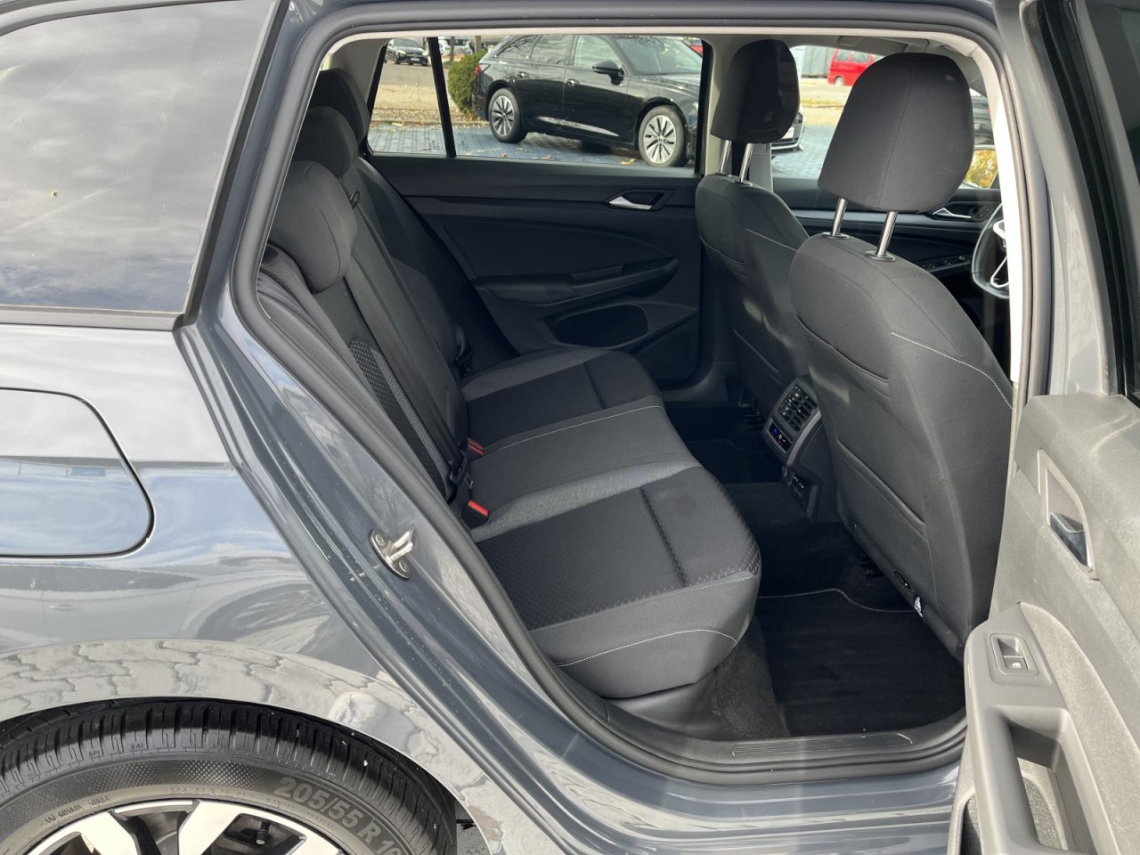 Golf VIII Variant 1.5 TSI Active (NAVI+LED+APP+RearView)