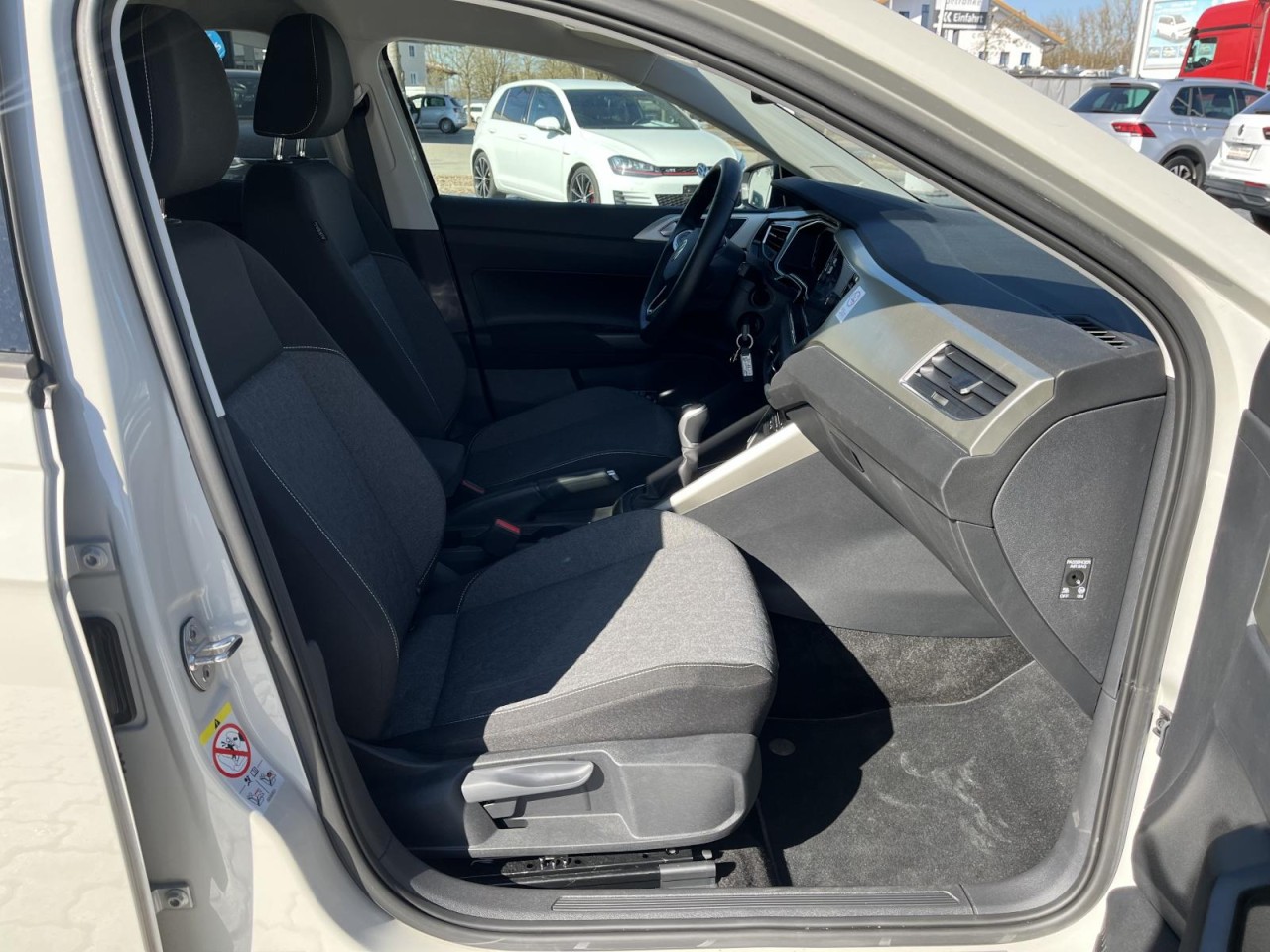 Polo 1.0 TSI Move (IQLight,NAVI,RearView) Klima