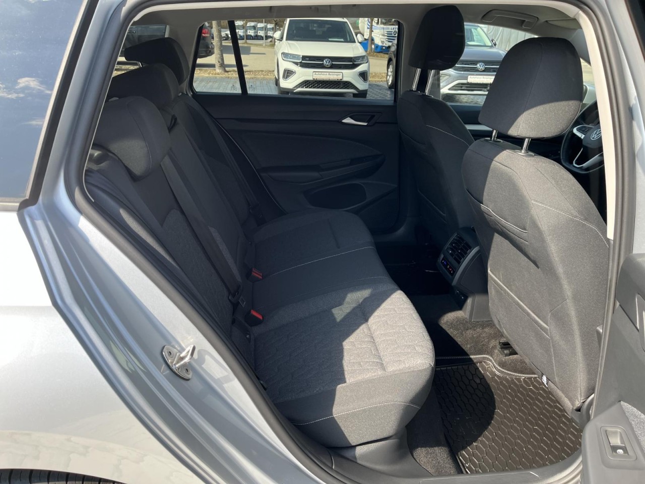 Golf VIII Variant 1.5 TSI Move (LED+NAVI+APP+Standh.)