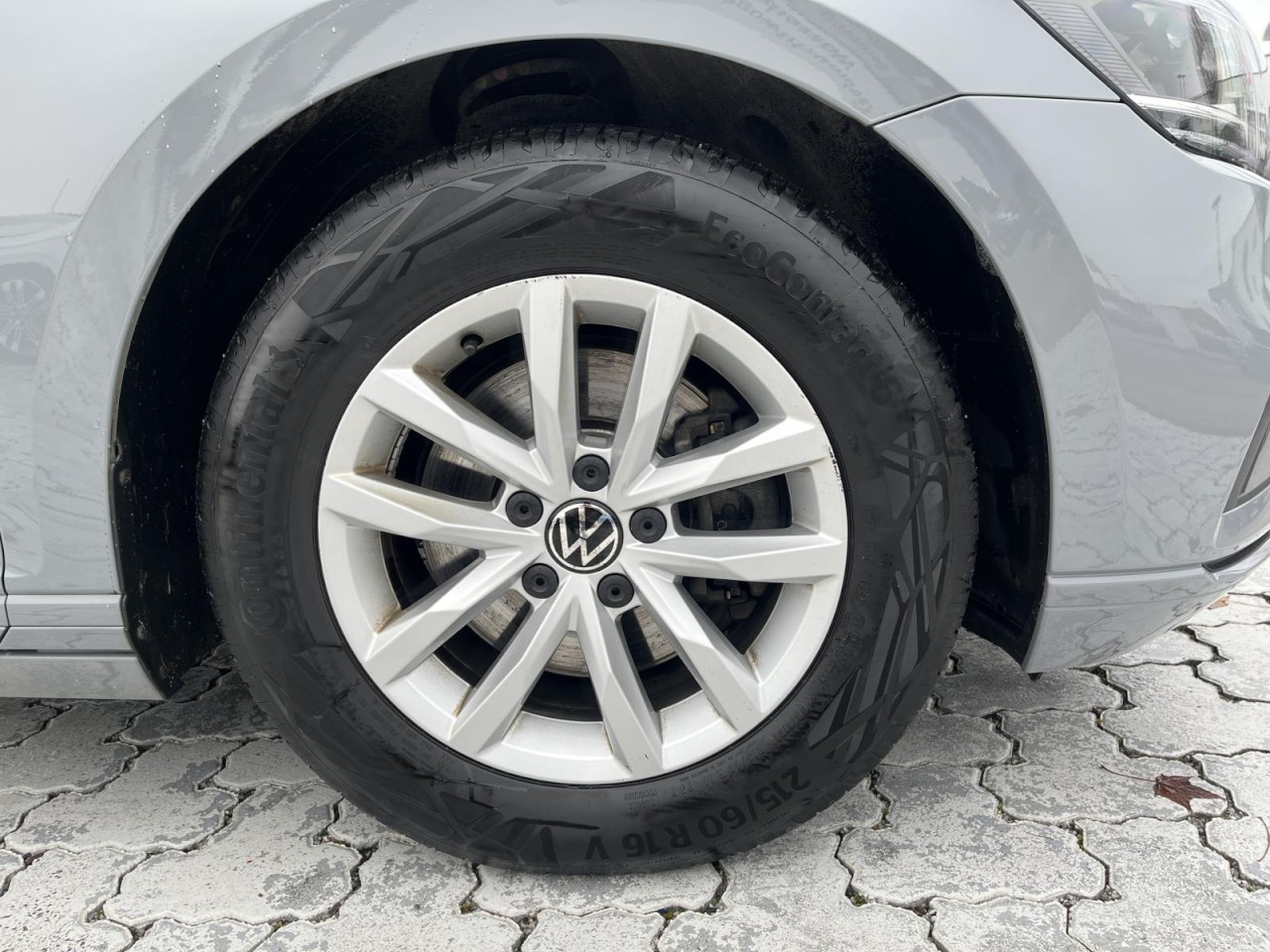 Passat Variant 2,0 TDI Bussines (Navi+ACC+LED)