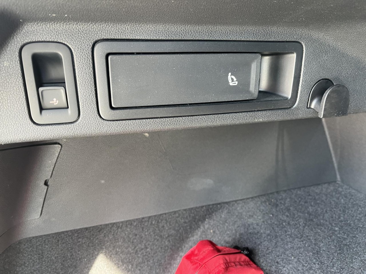 Tiguan 2.0 TDI Elegance (MatrixLED+NAVI+APP+AHK+IQDrive+Standh.)