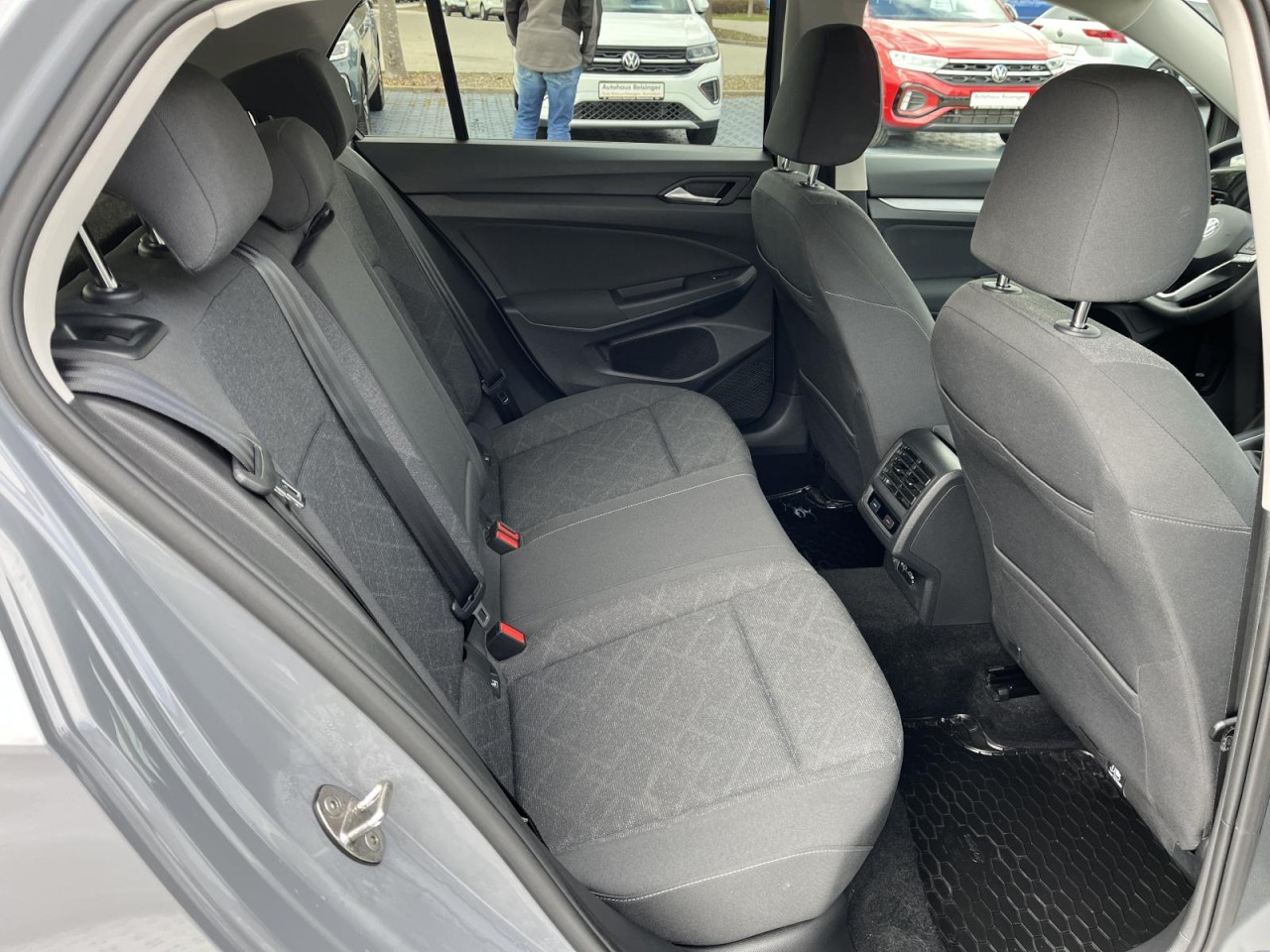 Golf VIII 1.0 TSI Life (Navi+LED+ACC+APP+SH+PDC)