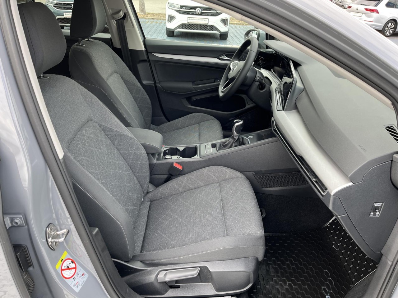 Golf VIII 1.0 TSI Life (Navi+LED+ACC+APP+SH+PDC)