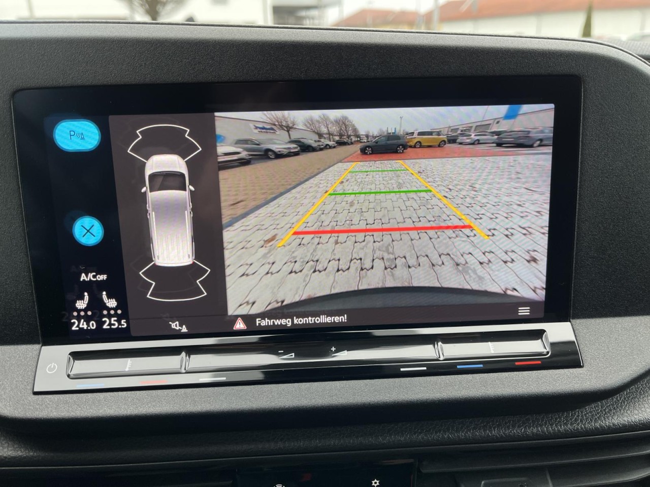 Caddy Maxi 2,0 TDI DSG Cargo (NAVI,LED,RearView,Standh.)