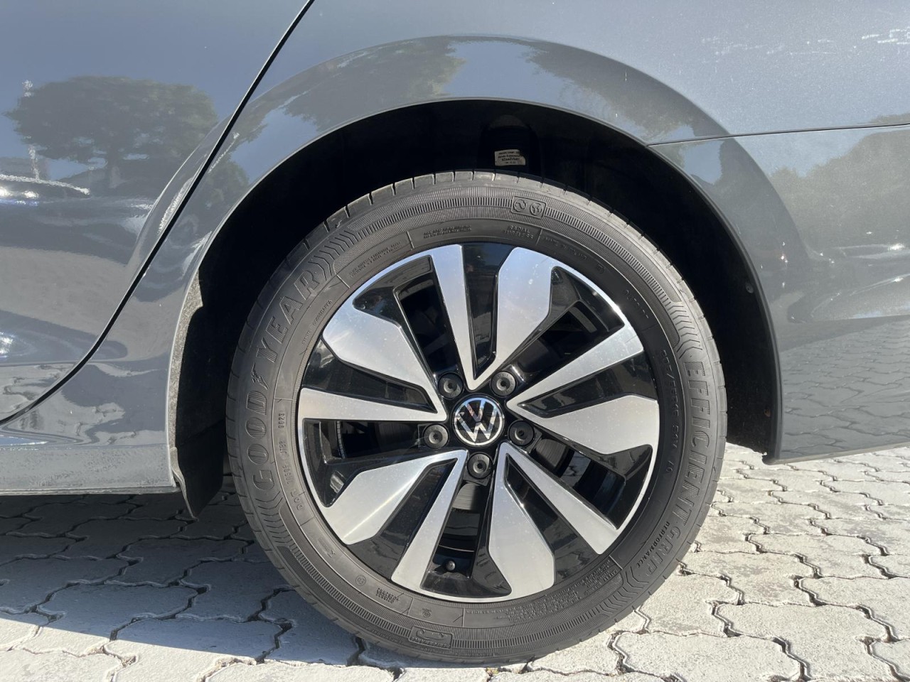 Golf VIII Variant 1.5 TSI Move (AppConnect+NAVI+R-Kamera+LED)