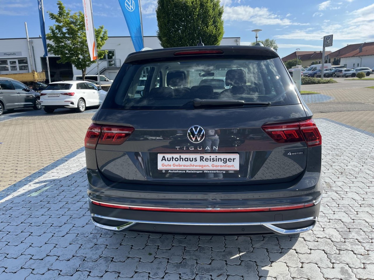 Tiguan 2.0 TSI 4 Motion Elegance.DSG (IQLight+NAVI+APP+ACC+HeadUP+Panorama)