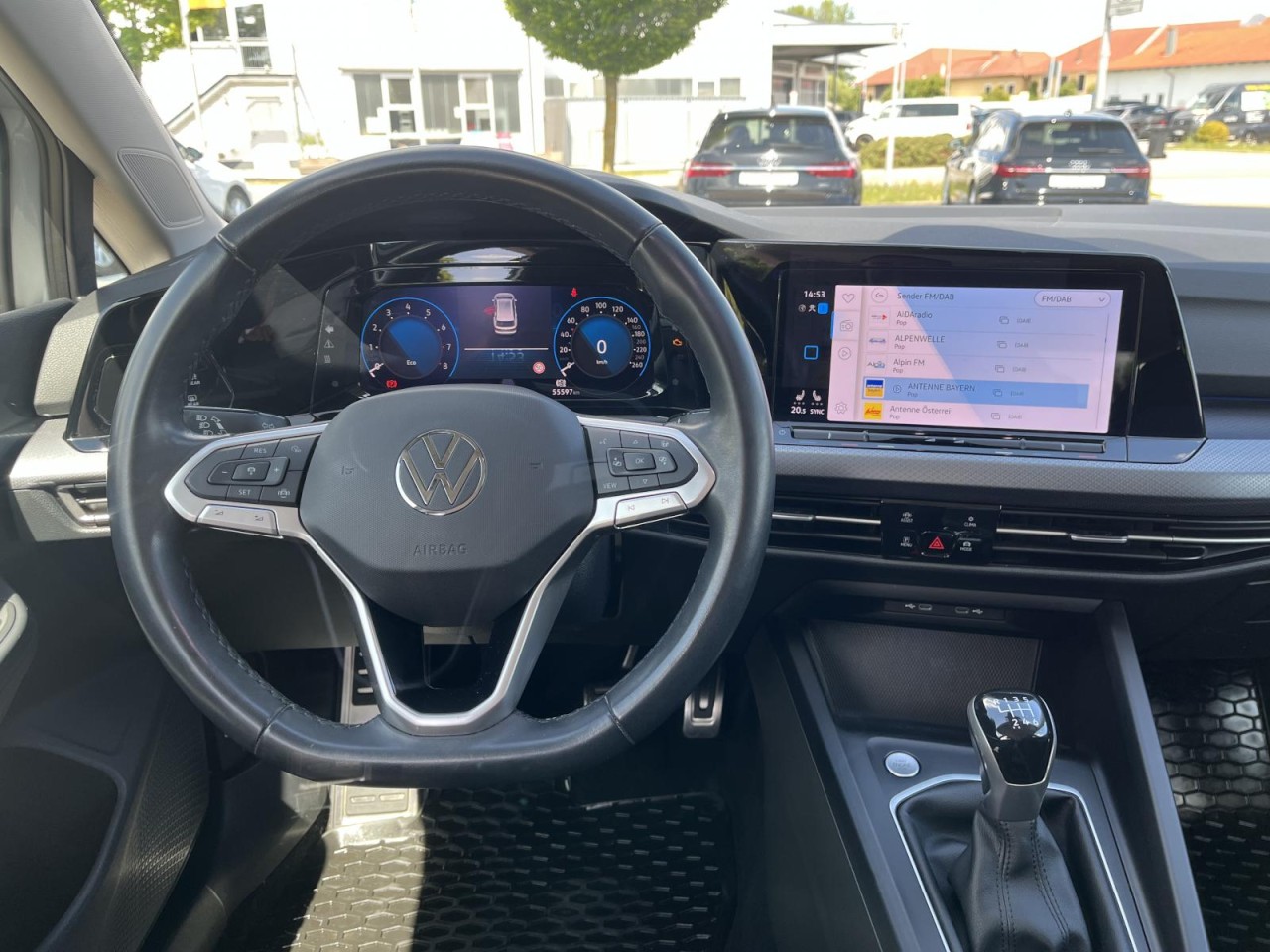 Golf VIII Variant 1,5 TSI Active (NAVI+LED+APP+SH+Standh.)