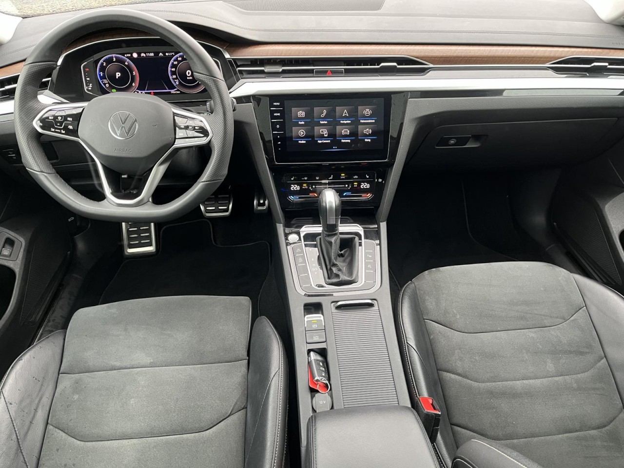 Arteon 2,0 TDI DSG Elegance (Navi+IQLight+RearView)