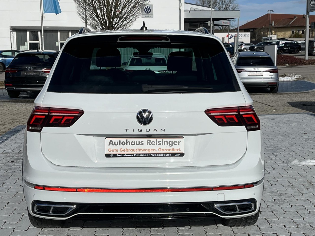 Tiguan 2.0 TDI R-Line DSG (MatrixLED+NAVI+AHK+AreaView+ACC)