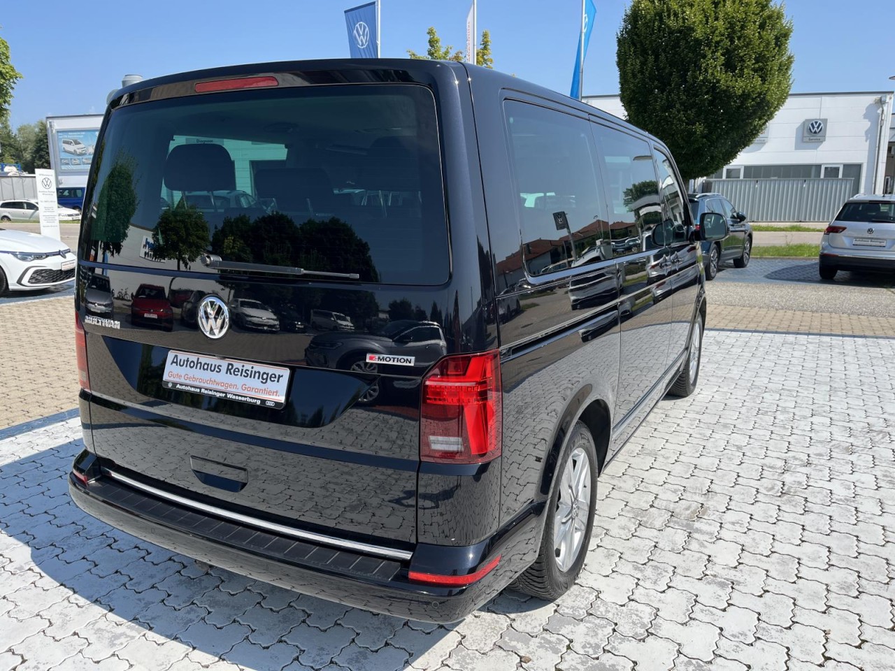 Multivan T6.1 2,0 TDI DSG Highline 4MOTION (STH,LED,Navi,AHK)