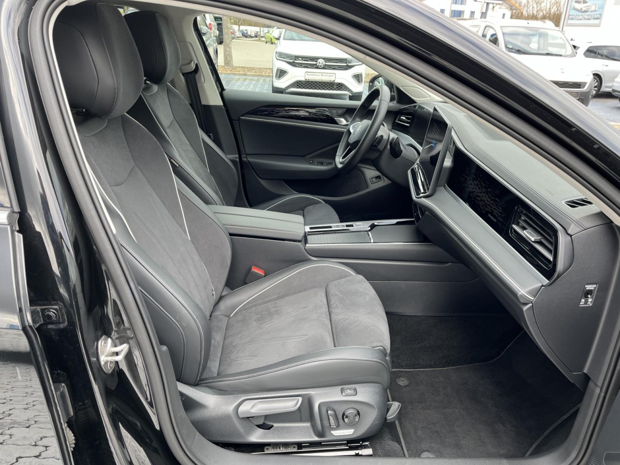 Passat Variant 2.0 TDI Elegance DSG (MatrixLED+NAVI+HeadUp+AHK+RearView+APP)