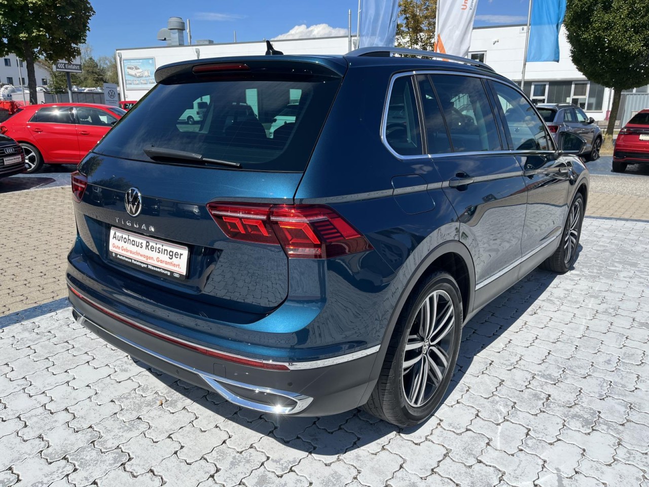 Tiguan 1.5 TSI Elegance DSG (MatrixLED+APP+NAVI+AHK+Panor.+Standh.+RearView)