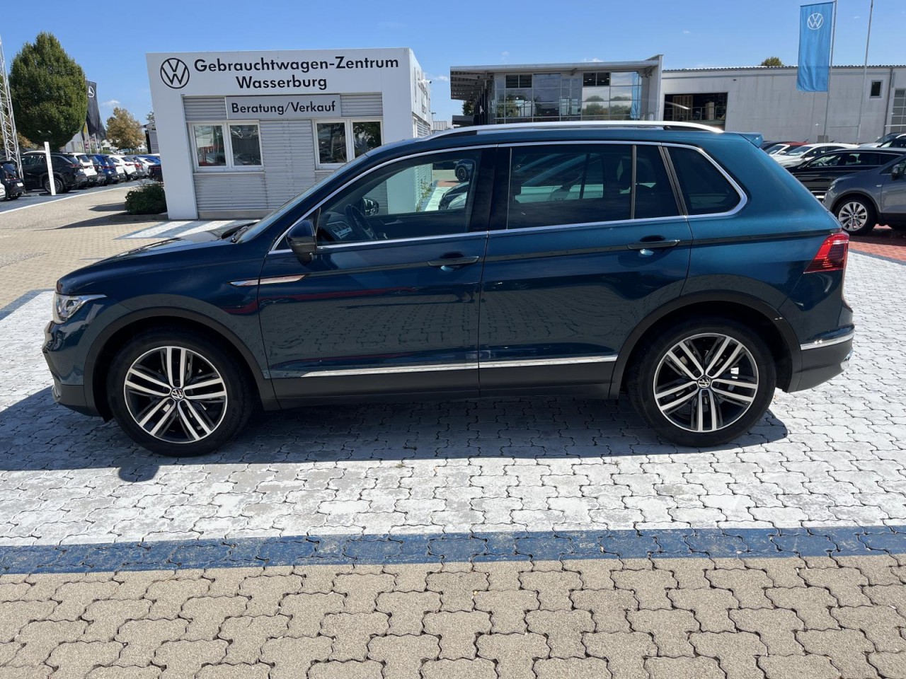 Tiguan 1.5 TSI Elegance DSG (MatrixLED+APP+NAVI+AHK+Panor.+Standh.+RearView)